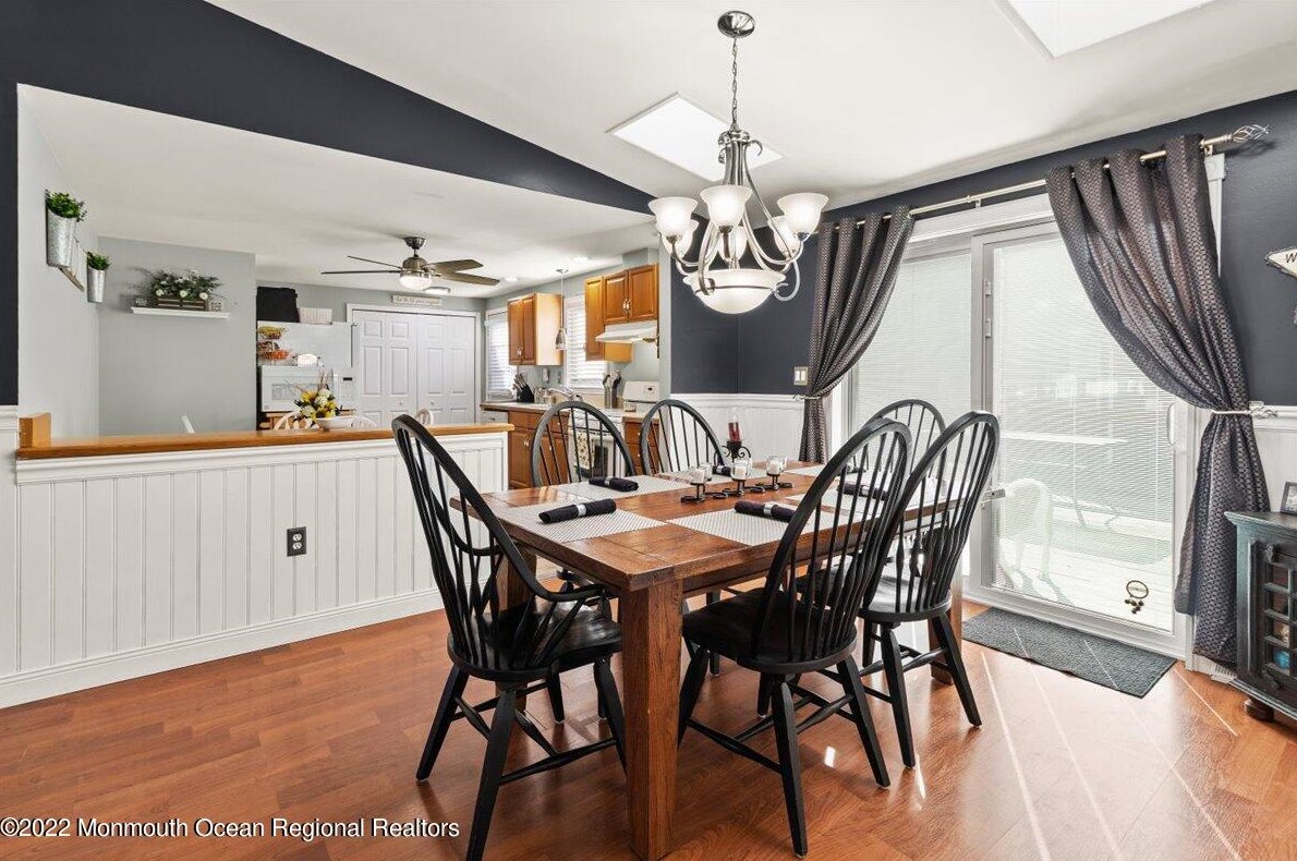 2001 Middlesex St, Toms River NJ 08757-1127 exterior