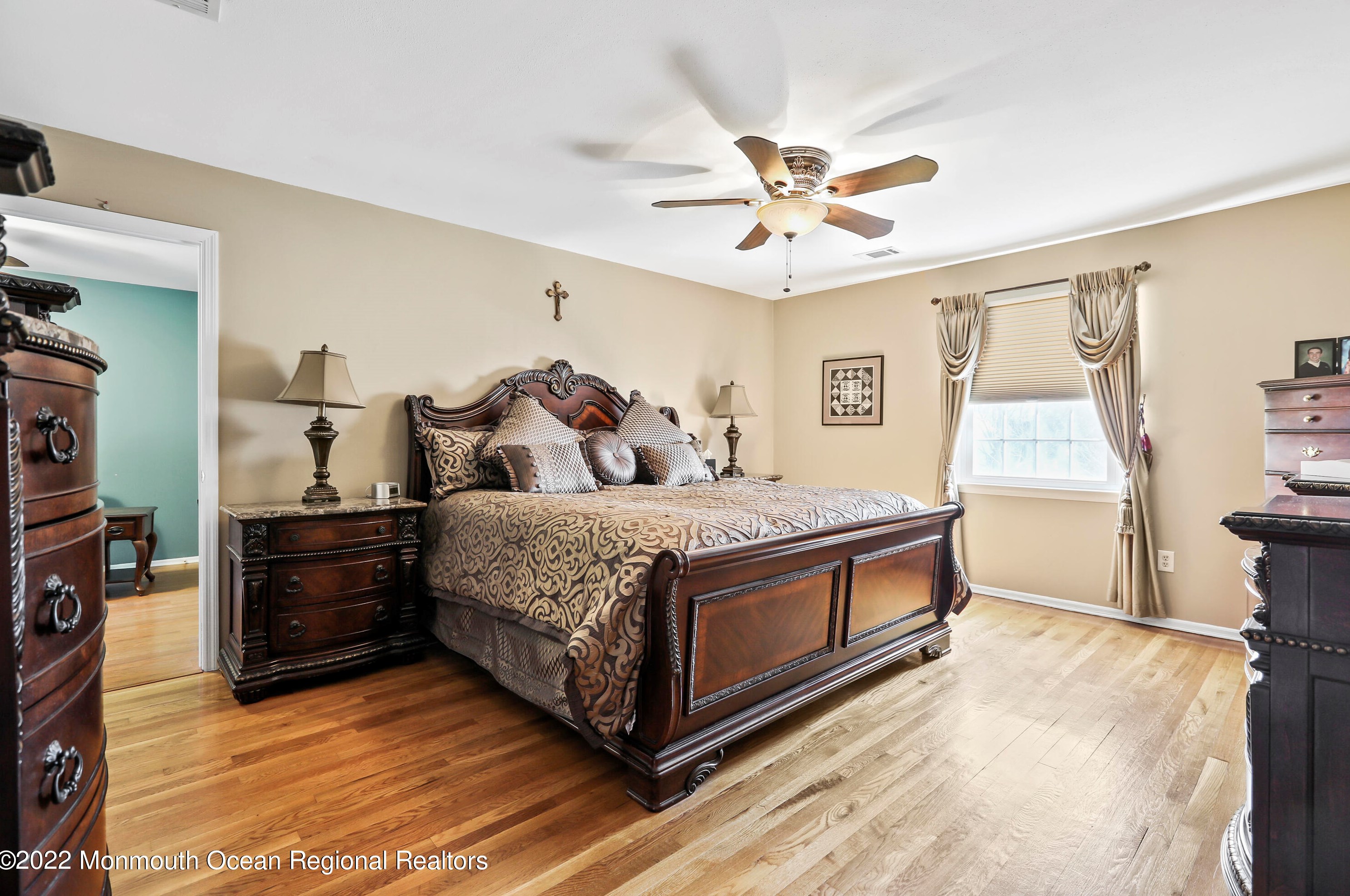 119 Heritage Dr, East Freehold NJ 07728-3185 exterior