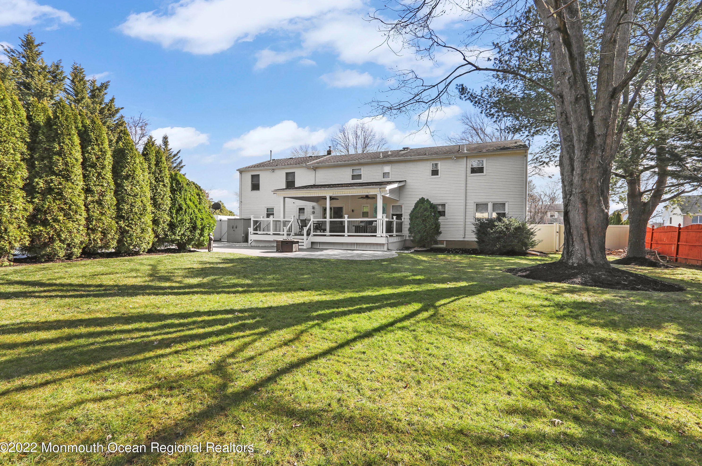 119 Heritage Dr, East Freehold NJ 07728-3185 exterior