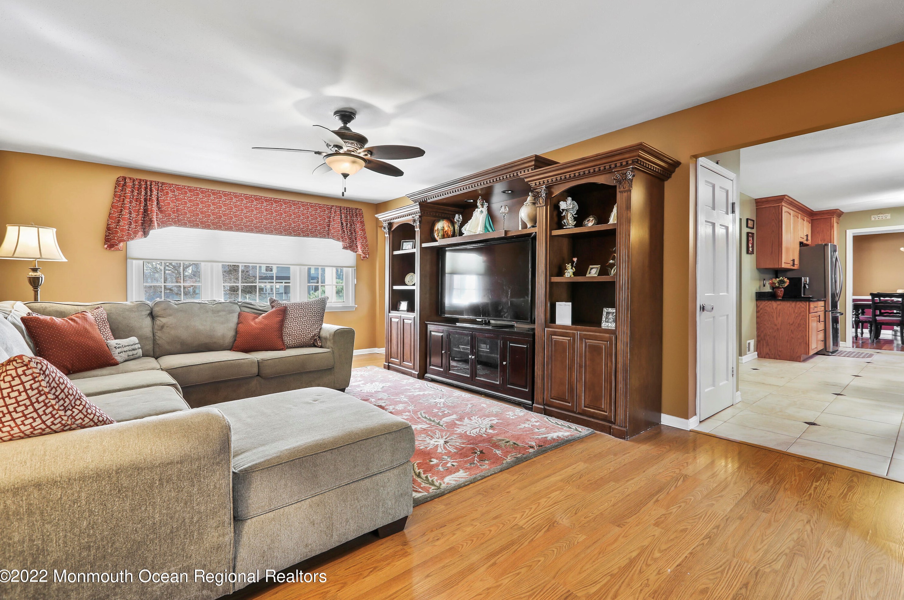 119 Heritage Dr, East Freehold NJ 07728-3185 exterior