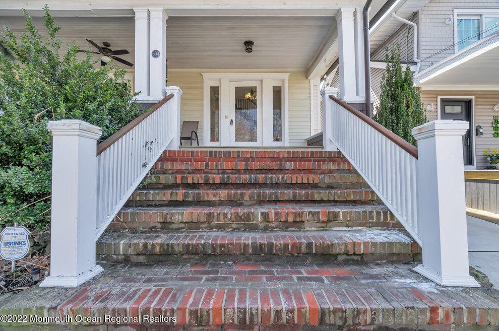 604 3rd Ave, Tinton Falls, NJ 07712