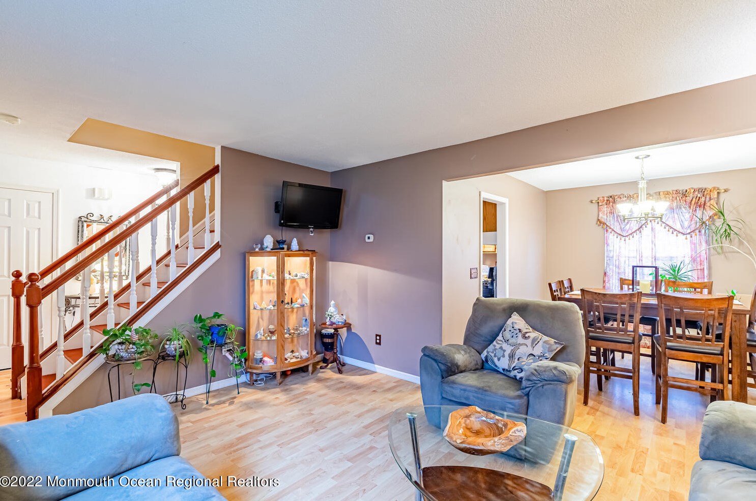 203 Oak Ln, Tuckerton NJ  08087-9643 exterior