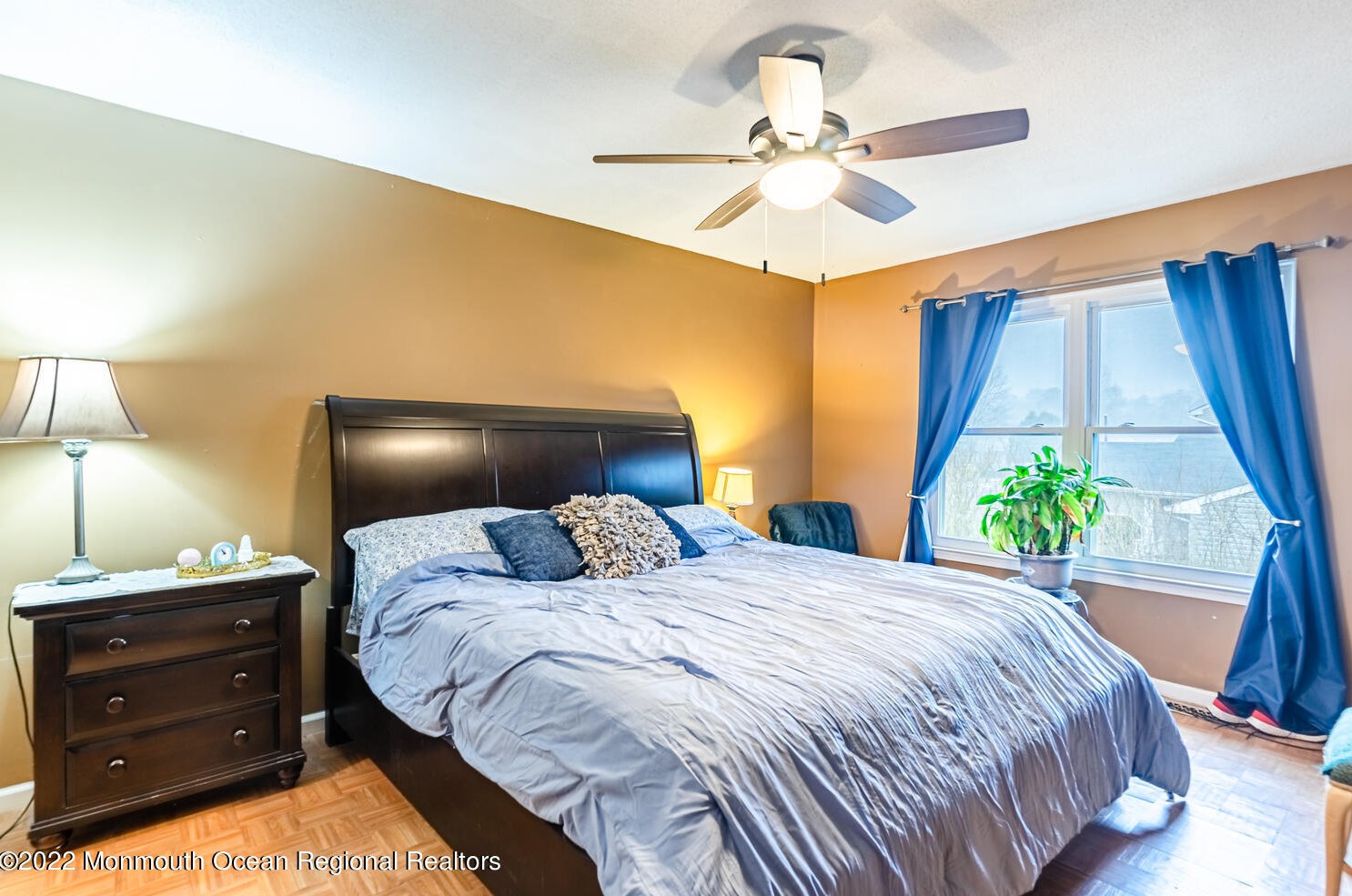 203 Oak Ln, Tuckerton NJ  08087-9643 exterior