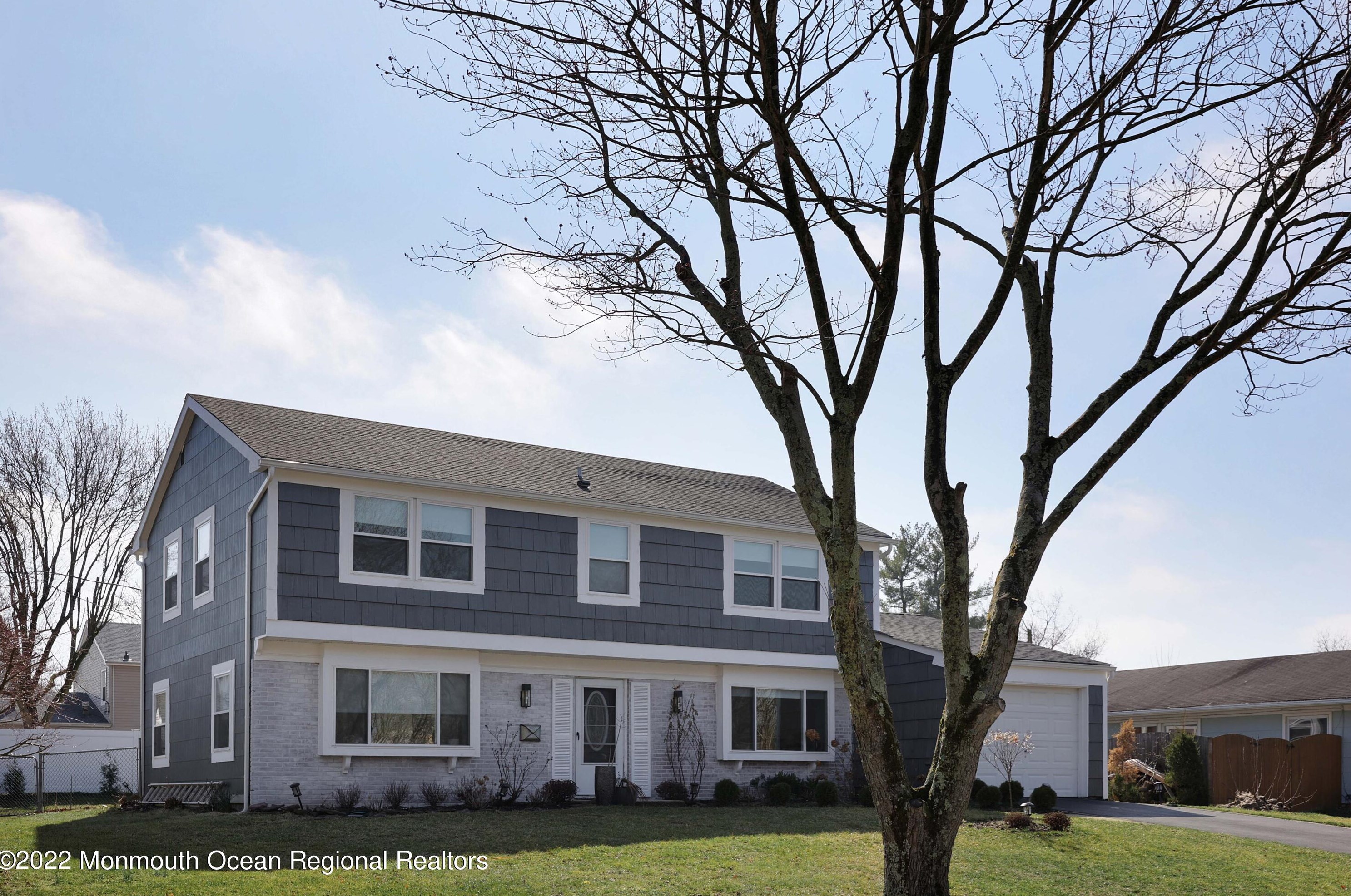 110 Deerfield Ln, Matawan, NJ 07747-1335