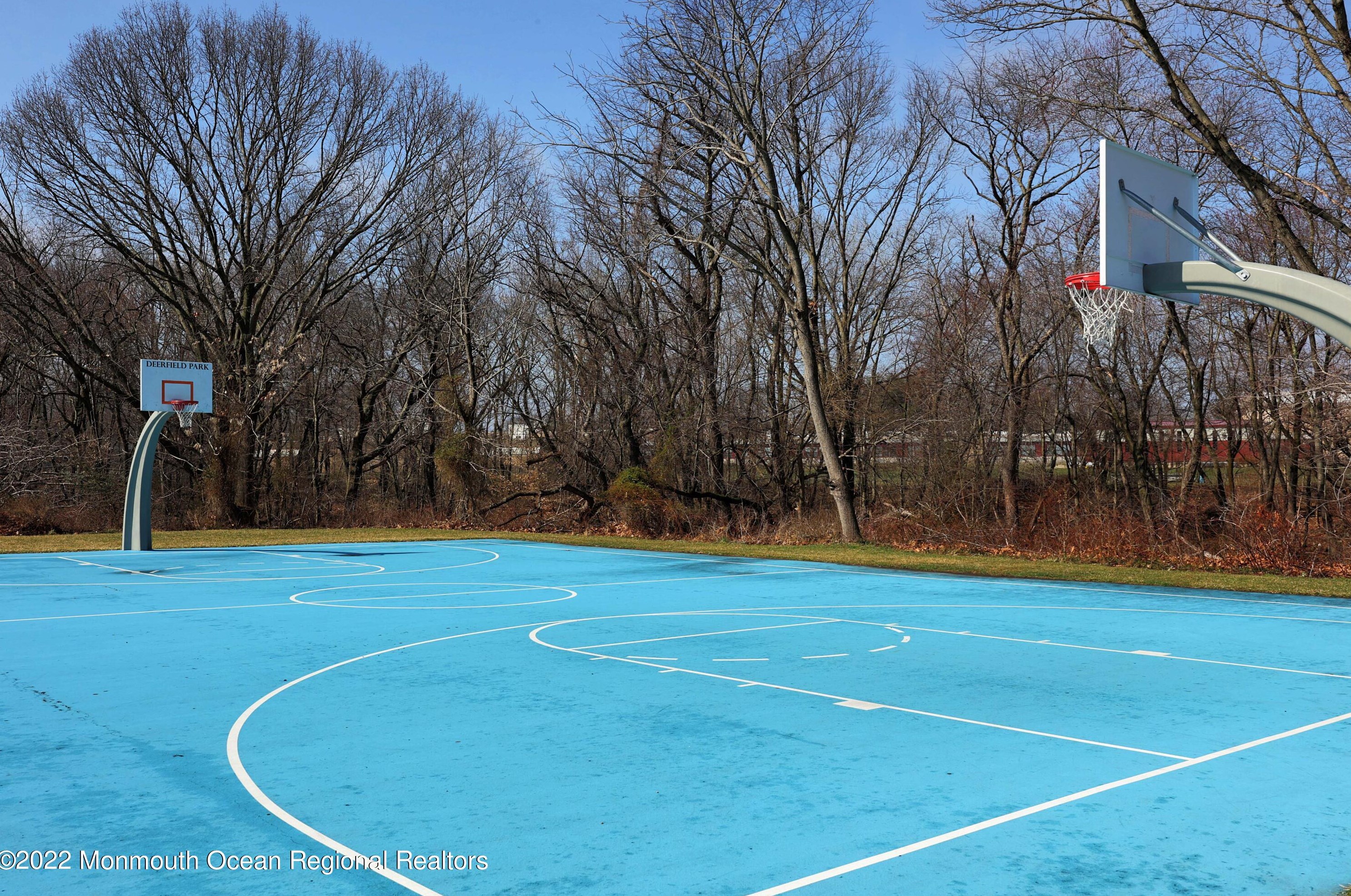 110 Deerfield Ln, Matawan NJ 07747-1332 exterior