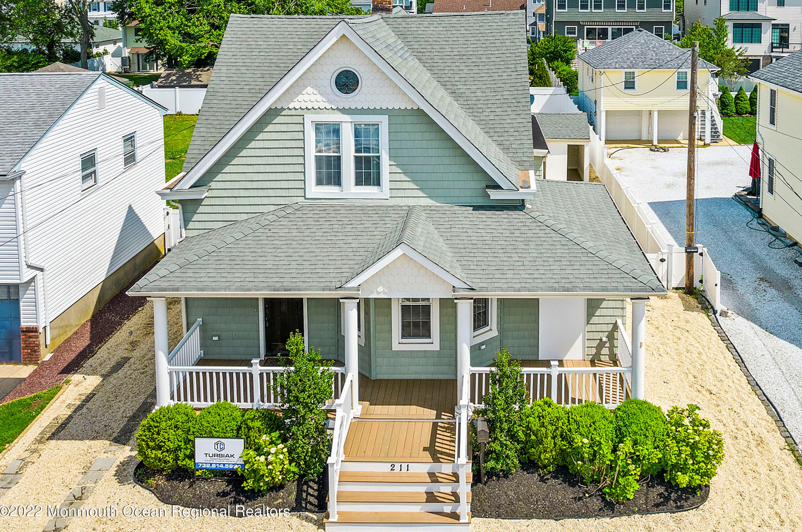 211 Arnold Ave, Point Pleasant Beach, NJ 08742