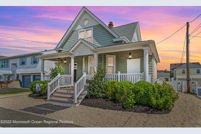 211 Arnold Avenue - Photo 1