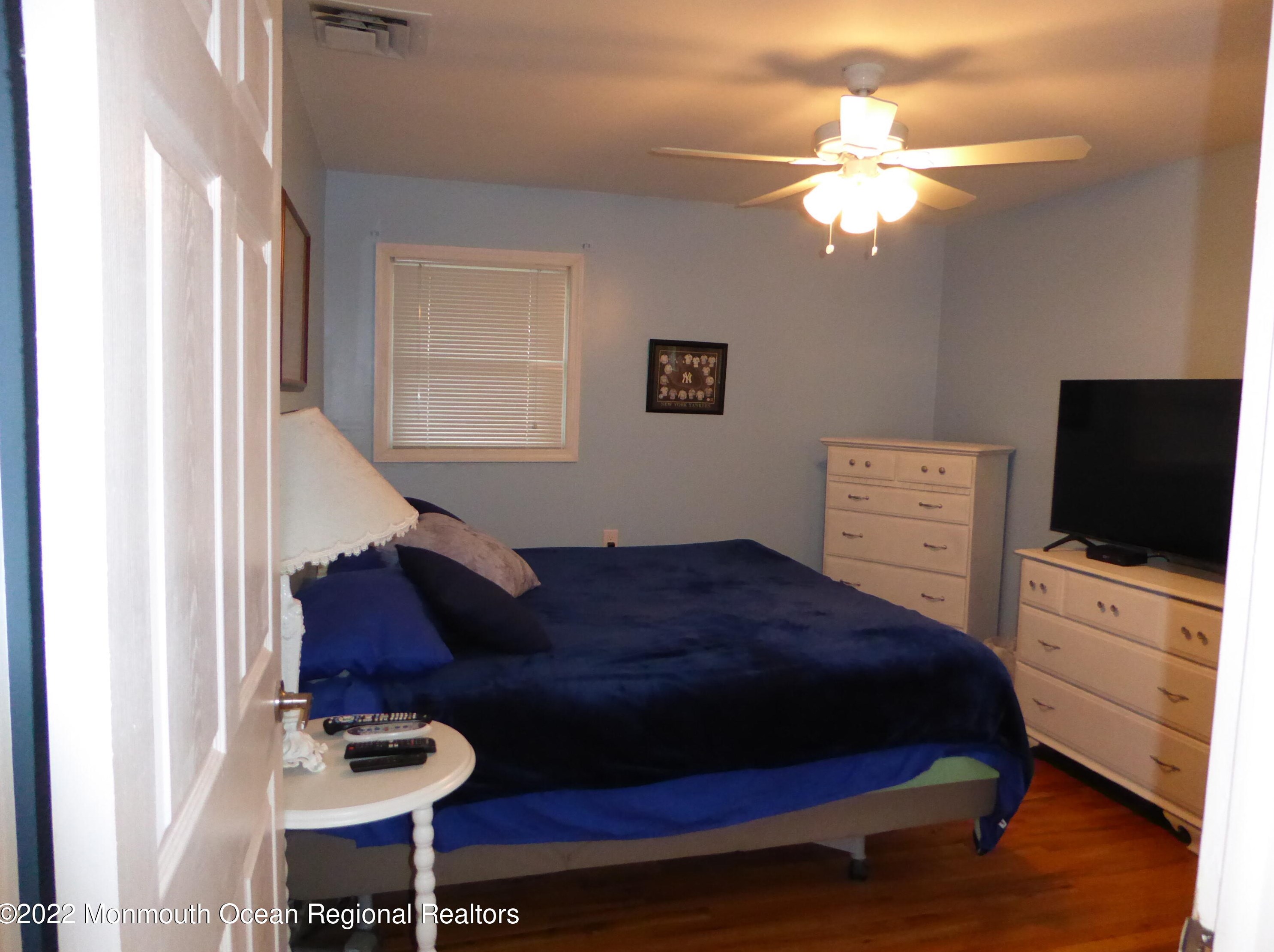 2397 Yorktowne Blvd, Toms River NJ  08753-1654 exterior