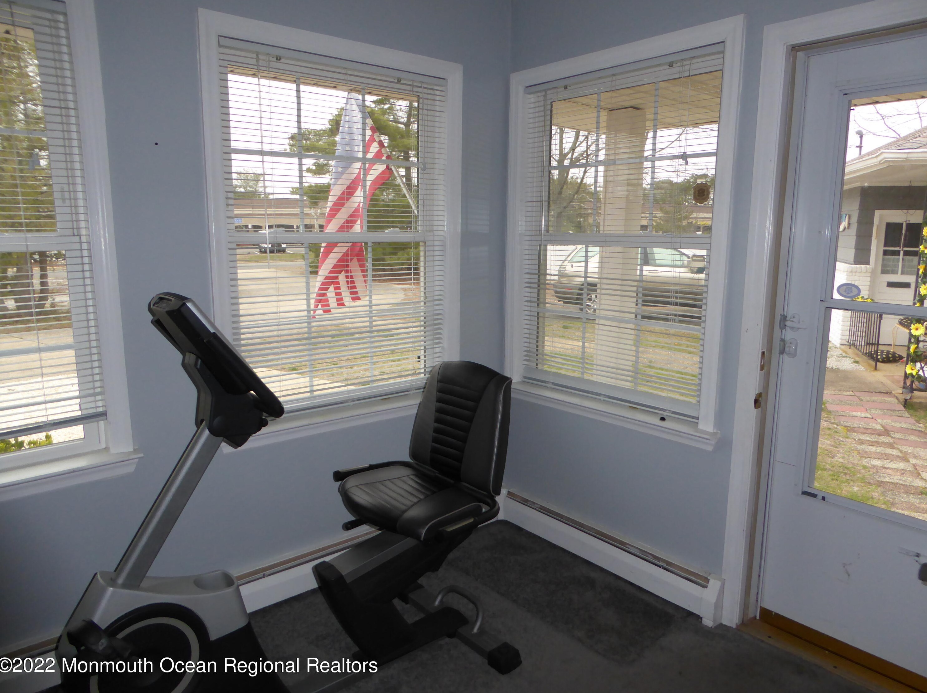 2397 Yorktowne Blvd, Toms River NJ  08753-1654 exterior