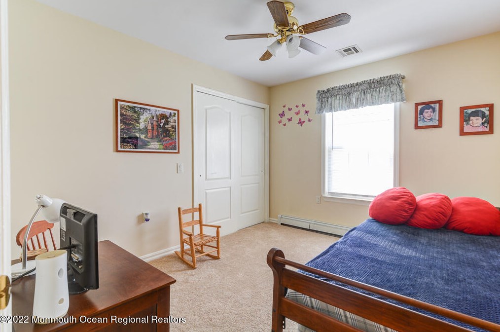 15 Cancun St, Toms River NJ 08757-6021 exterior