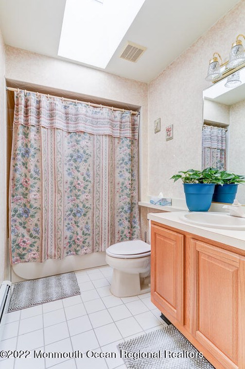 15 Cancun St, Toms River NJ 08757-6021 exterior