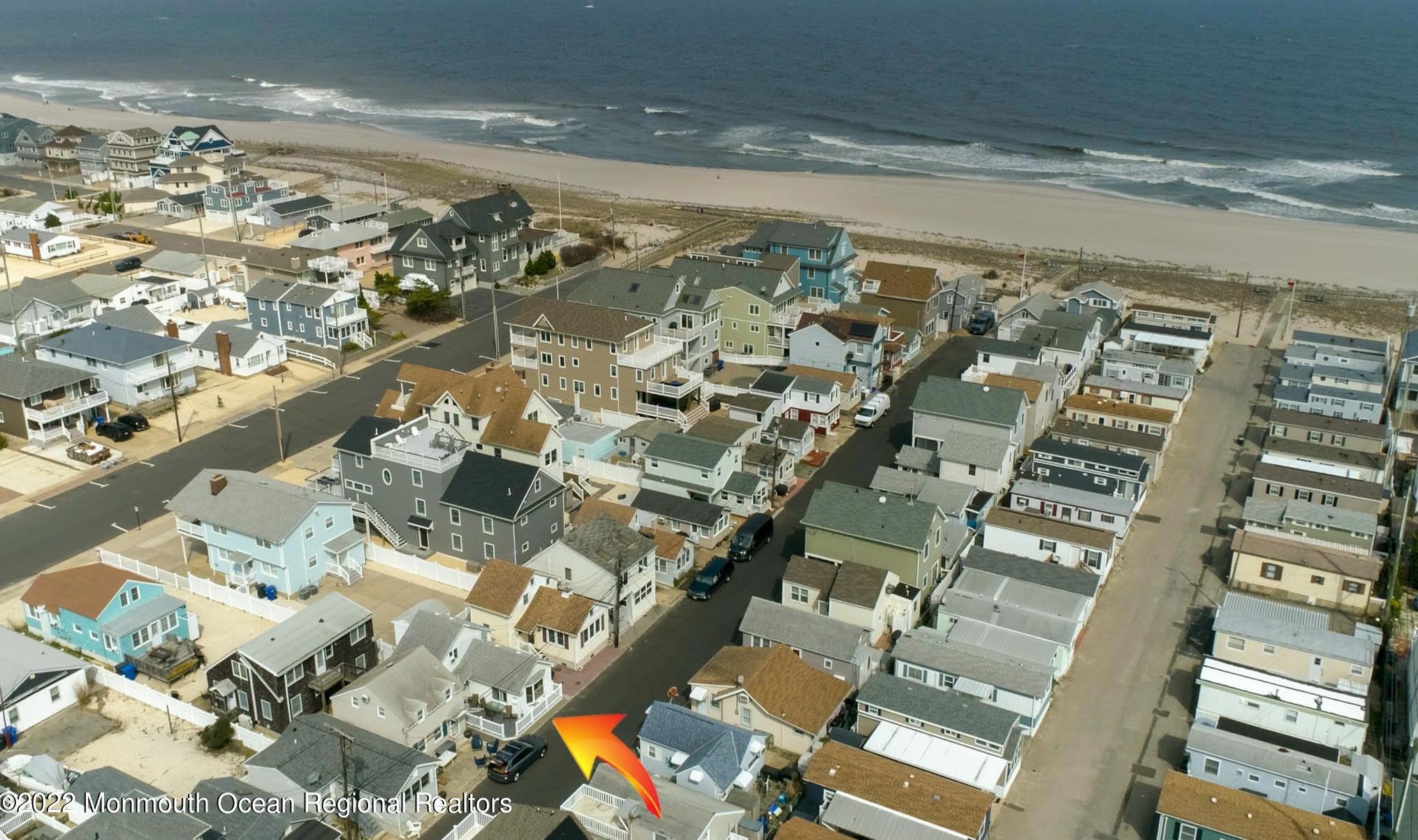 35 Rutherford Ln E, Lavallette, NJ 08735