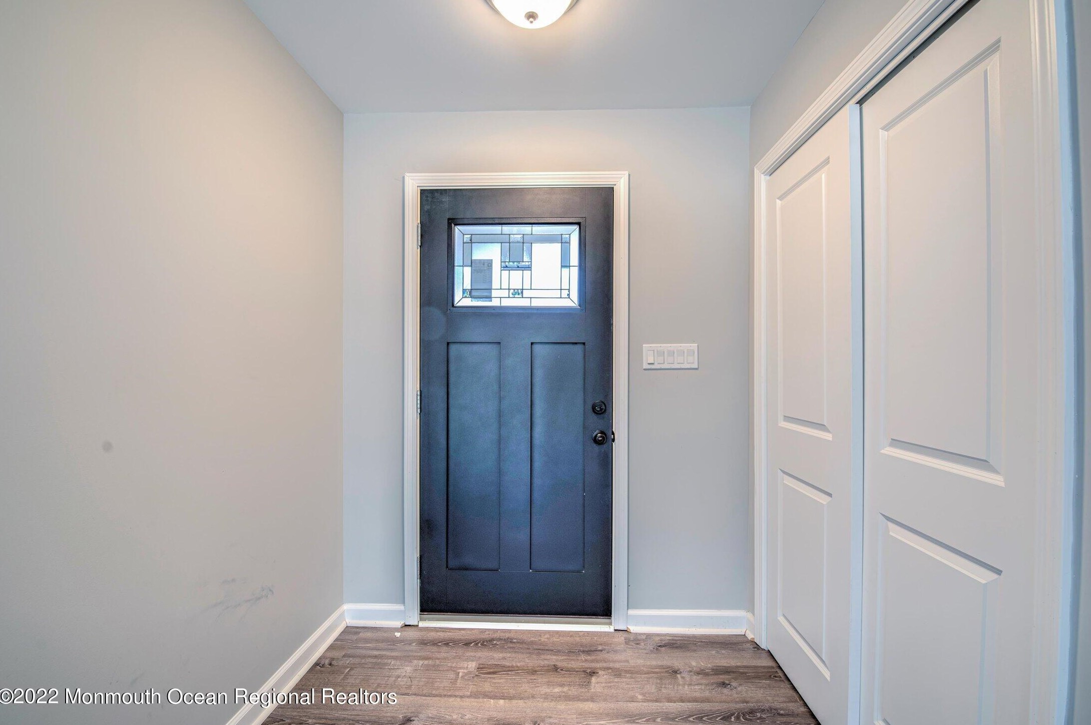 50 Barnegat Ave, Ocean Gate, NJ 08740-1306