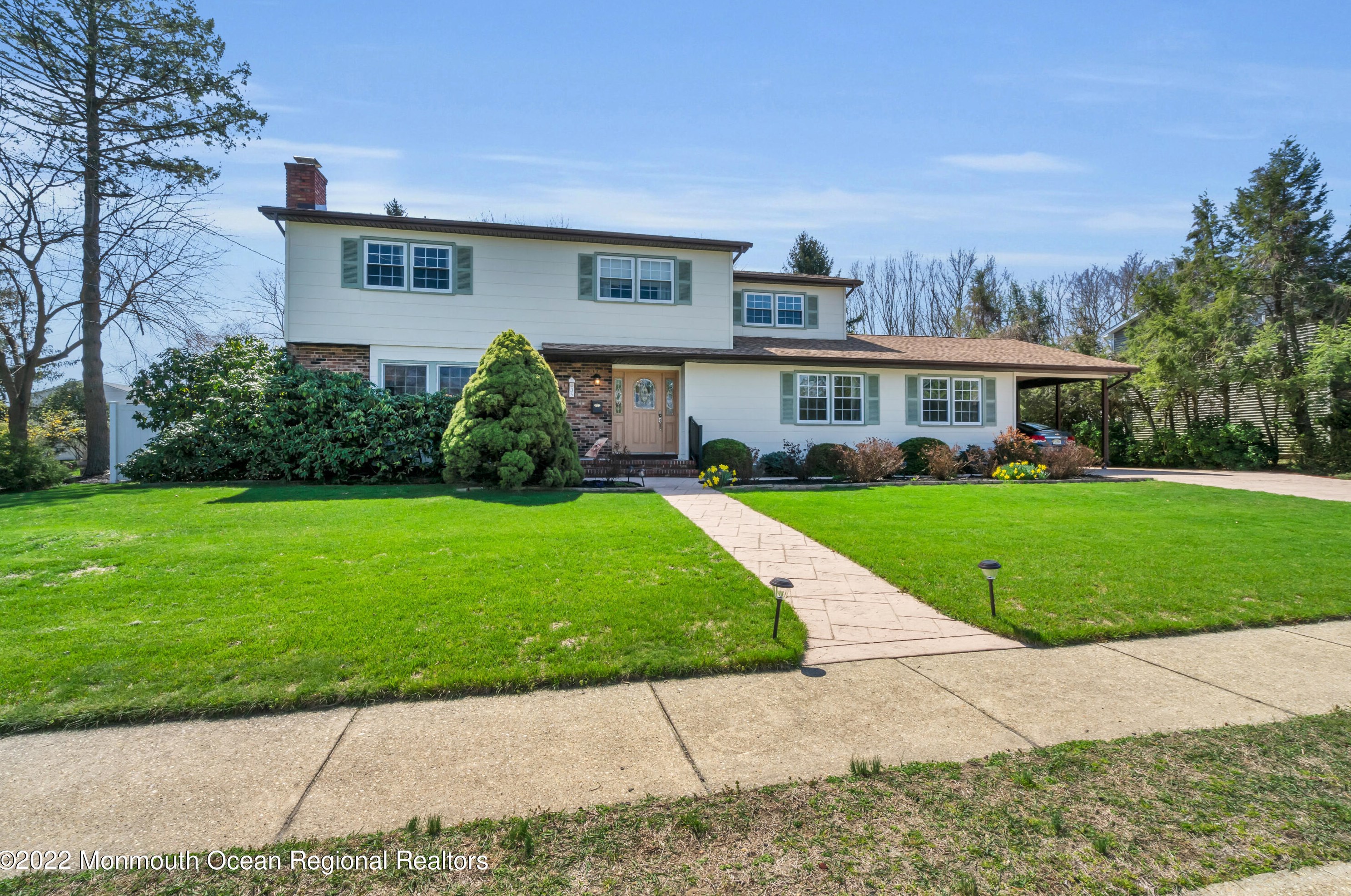 35 Meadowbrook Dr, Wall Township, NJ 07731-2023