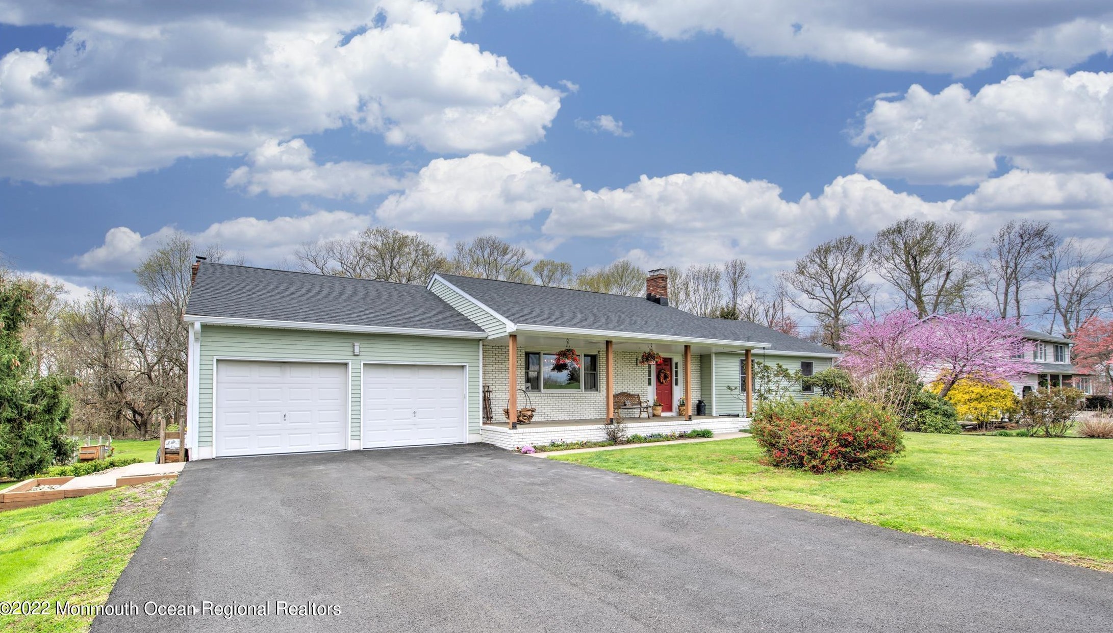115 Hoffman Rd, Monroe Twp, NJ 08831-3506
