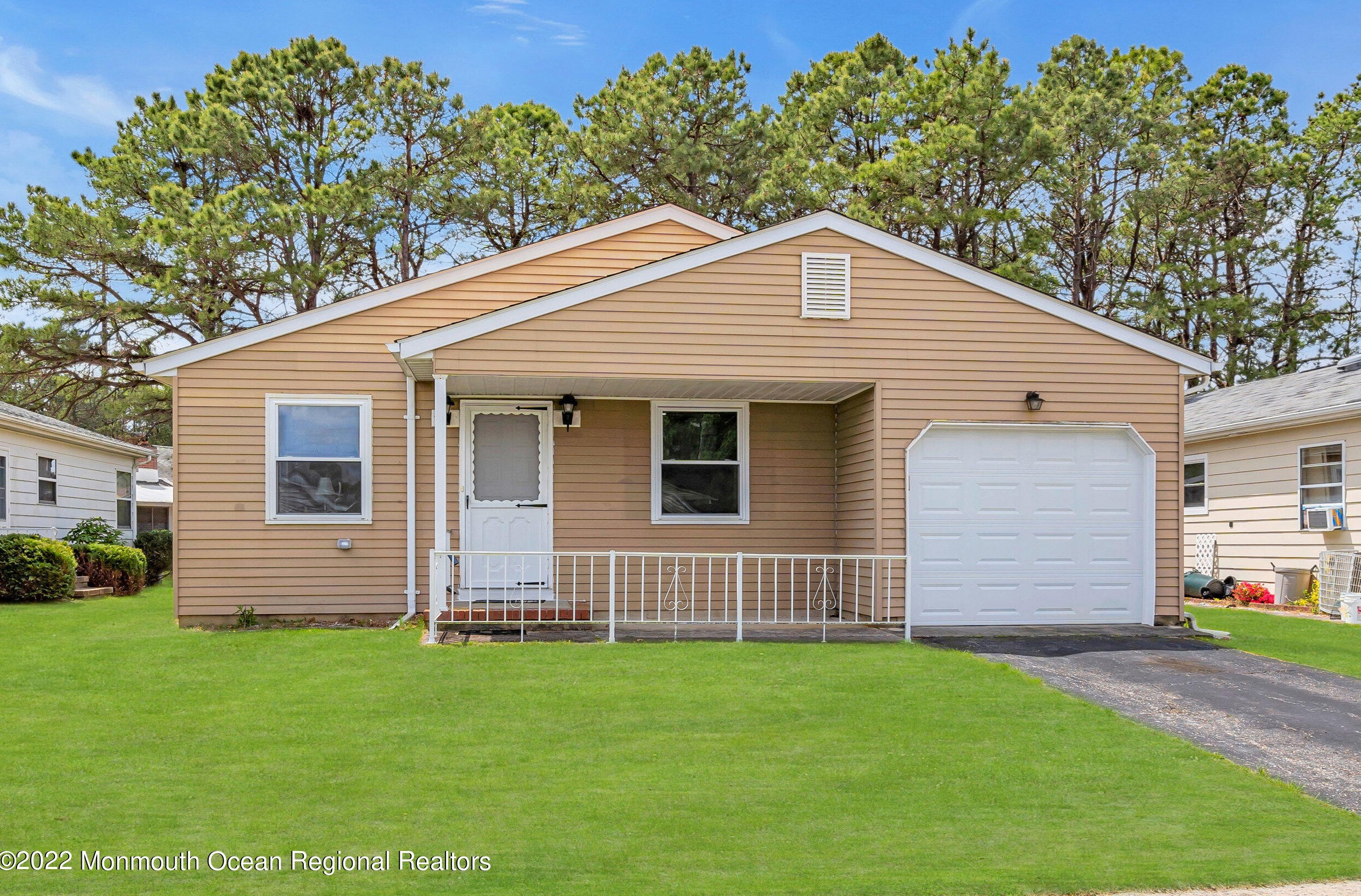 152 Davenport Rd, Toms River, NJ 08757-6178