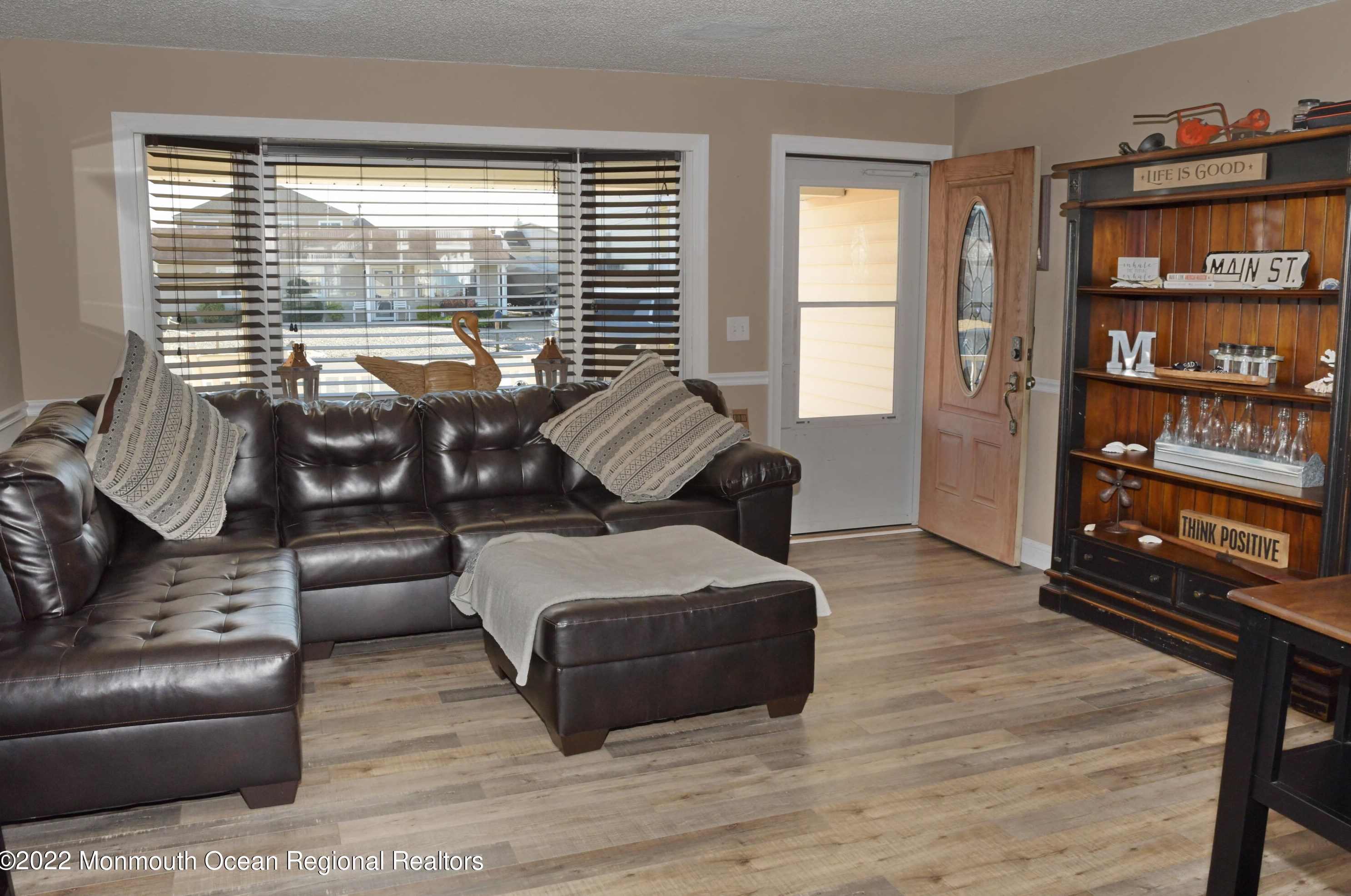 1870 Compass Ct, Toms River, NJ 08753-3101