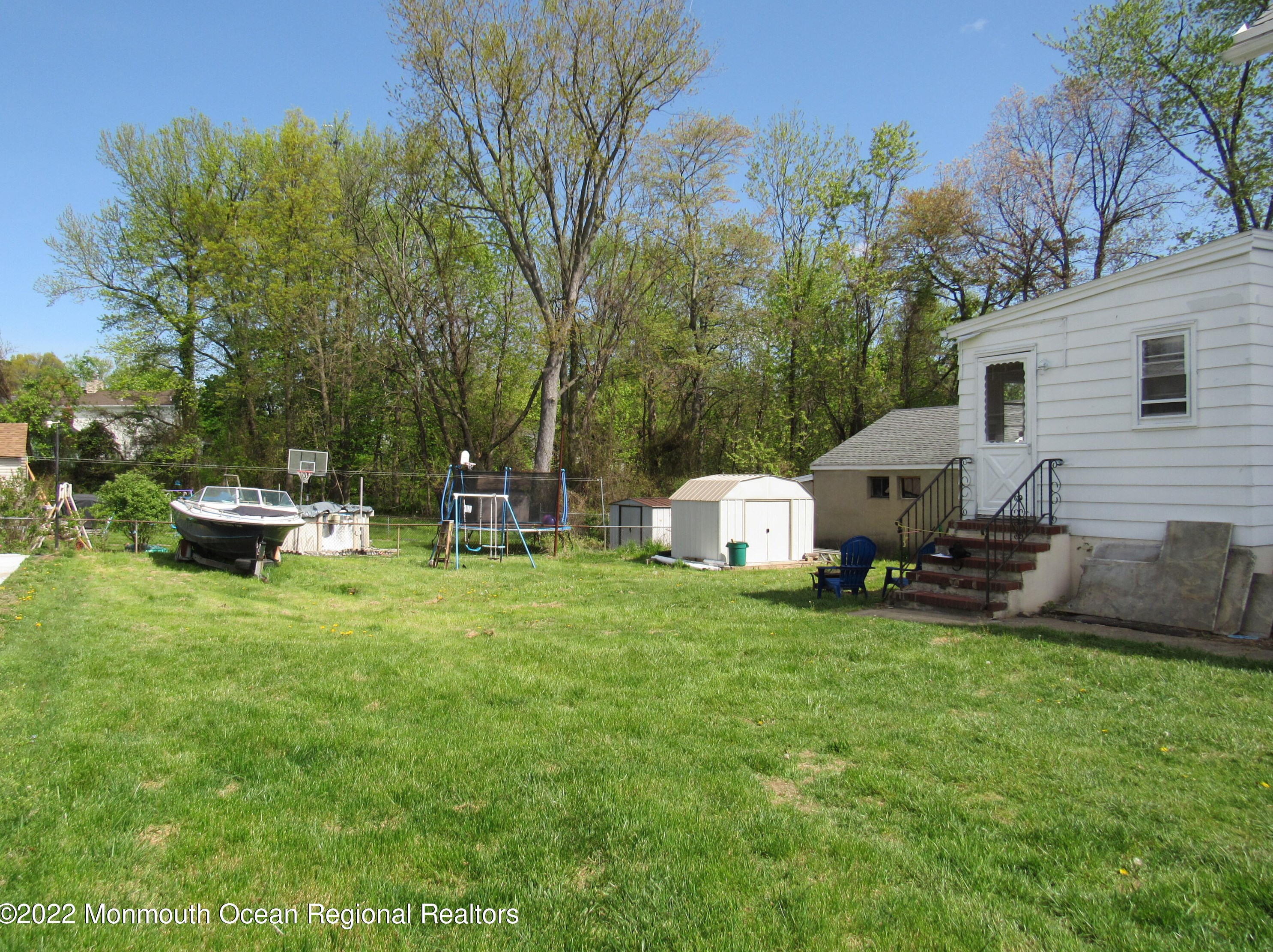 15 Florence Ave, South River NJ 08882-1021 exterior