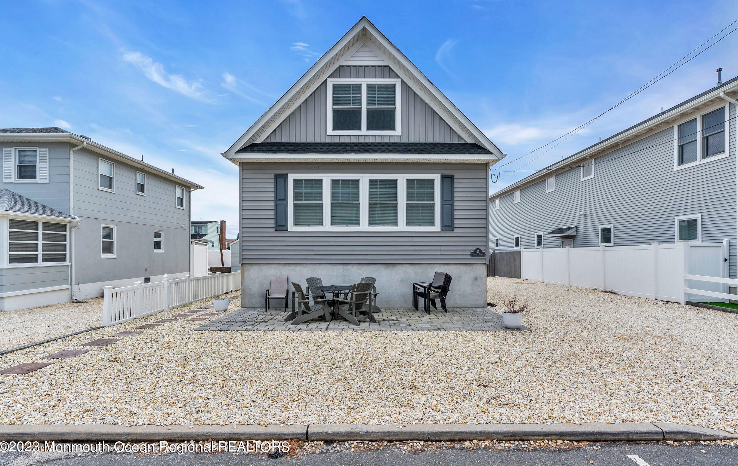 24 Virginia Ave, Lavallette, NJ 08735