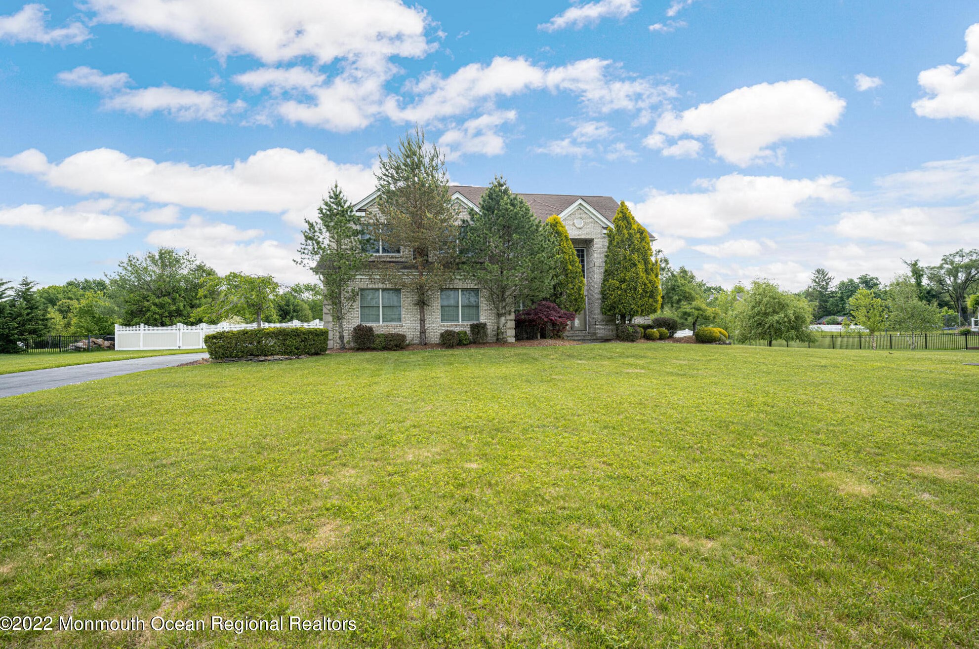 5 Whispering Grove Blvd, Jackson Twp, NJ 08527
