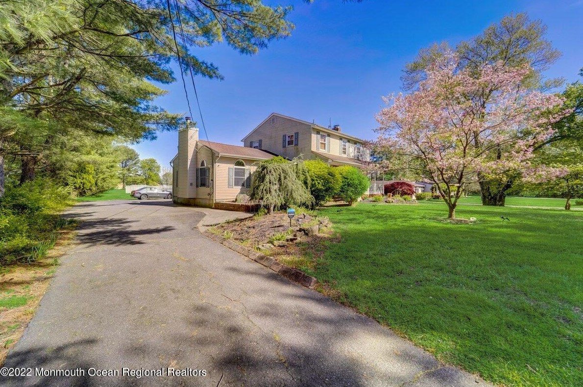 381 Cook Rd, Jackson Twp, NJ 08527