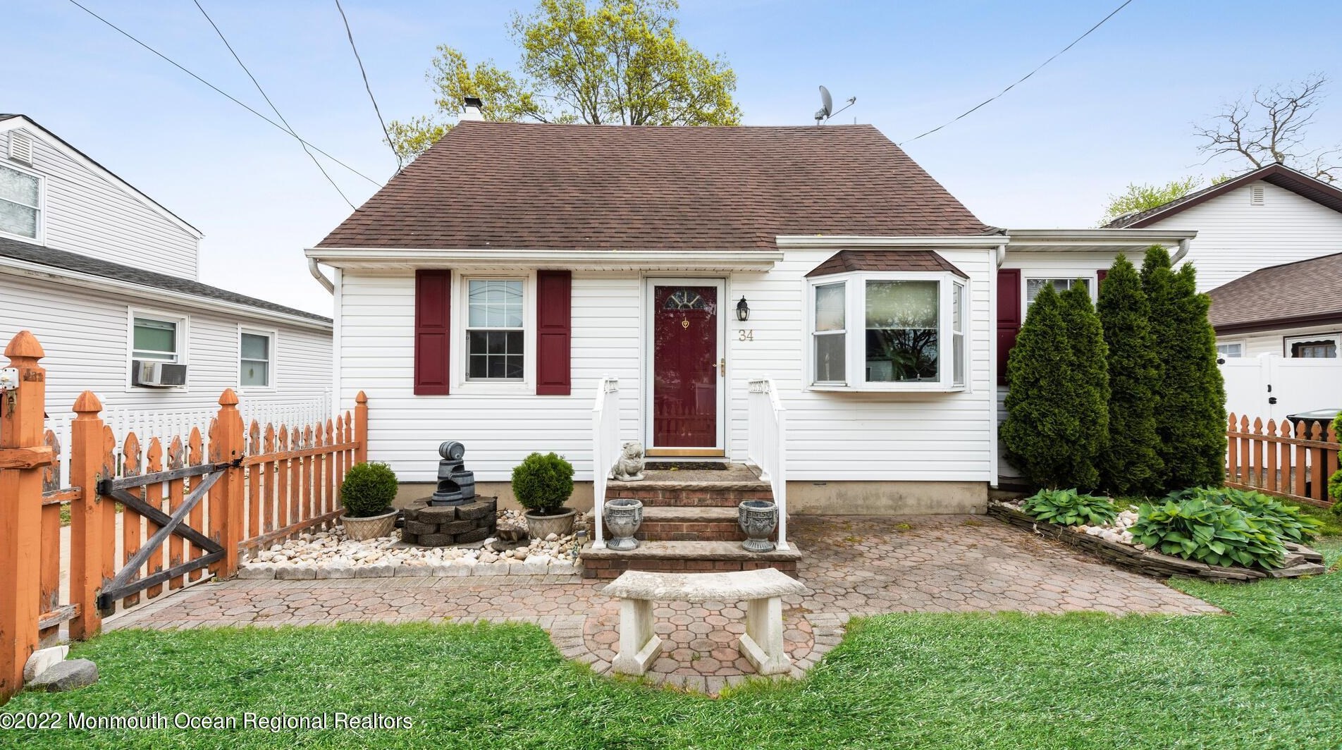 34 Compton Ave, Ideal Beach, NJ 07734-3109