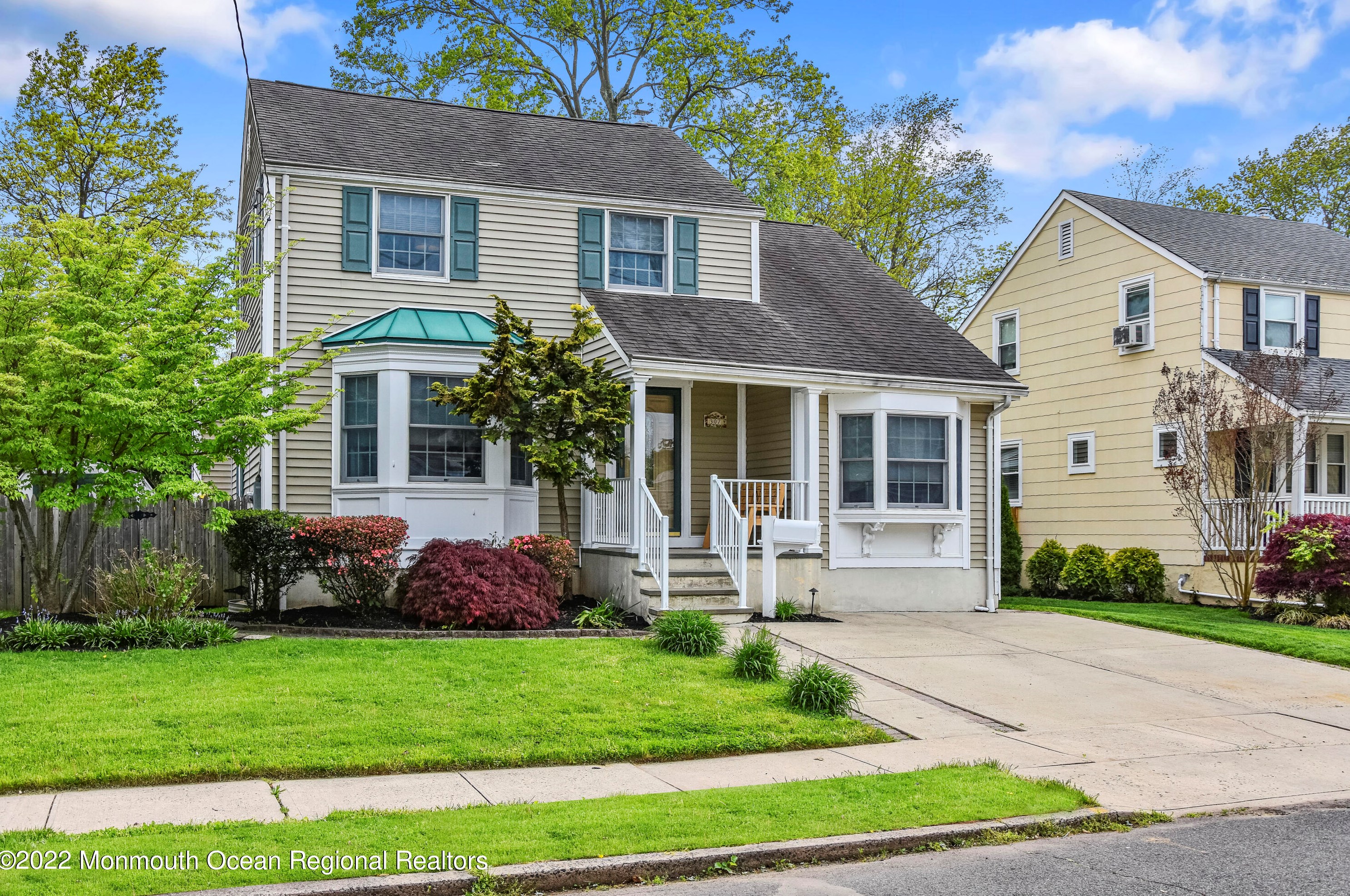 307 Greene Ave, Middlesex, NJ 08846-1841