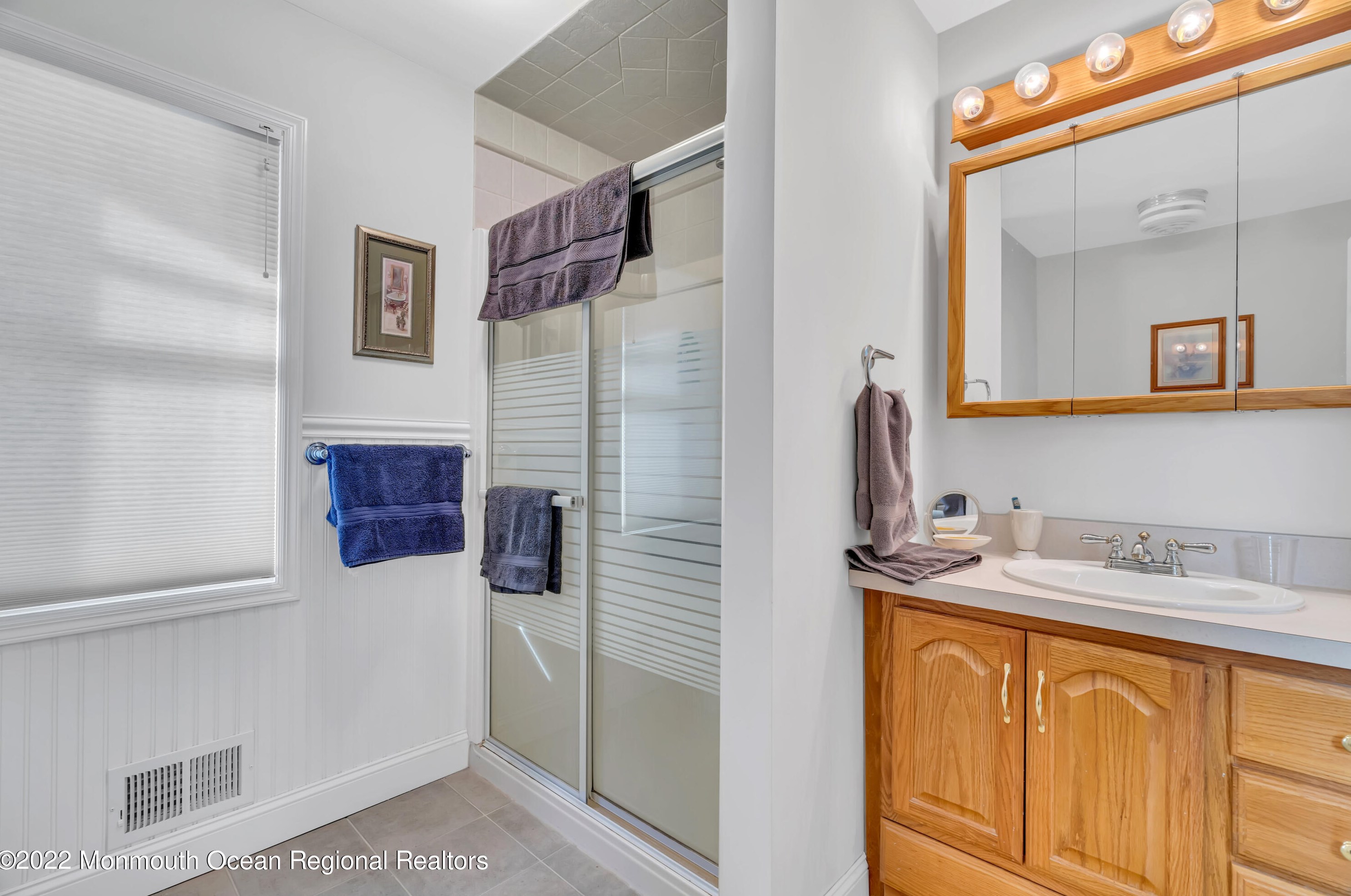 219 Manchester Ave, Toms River NJ exterior