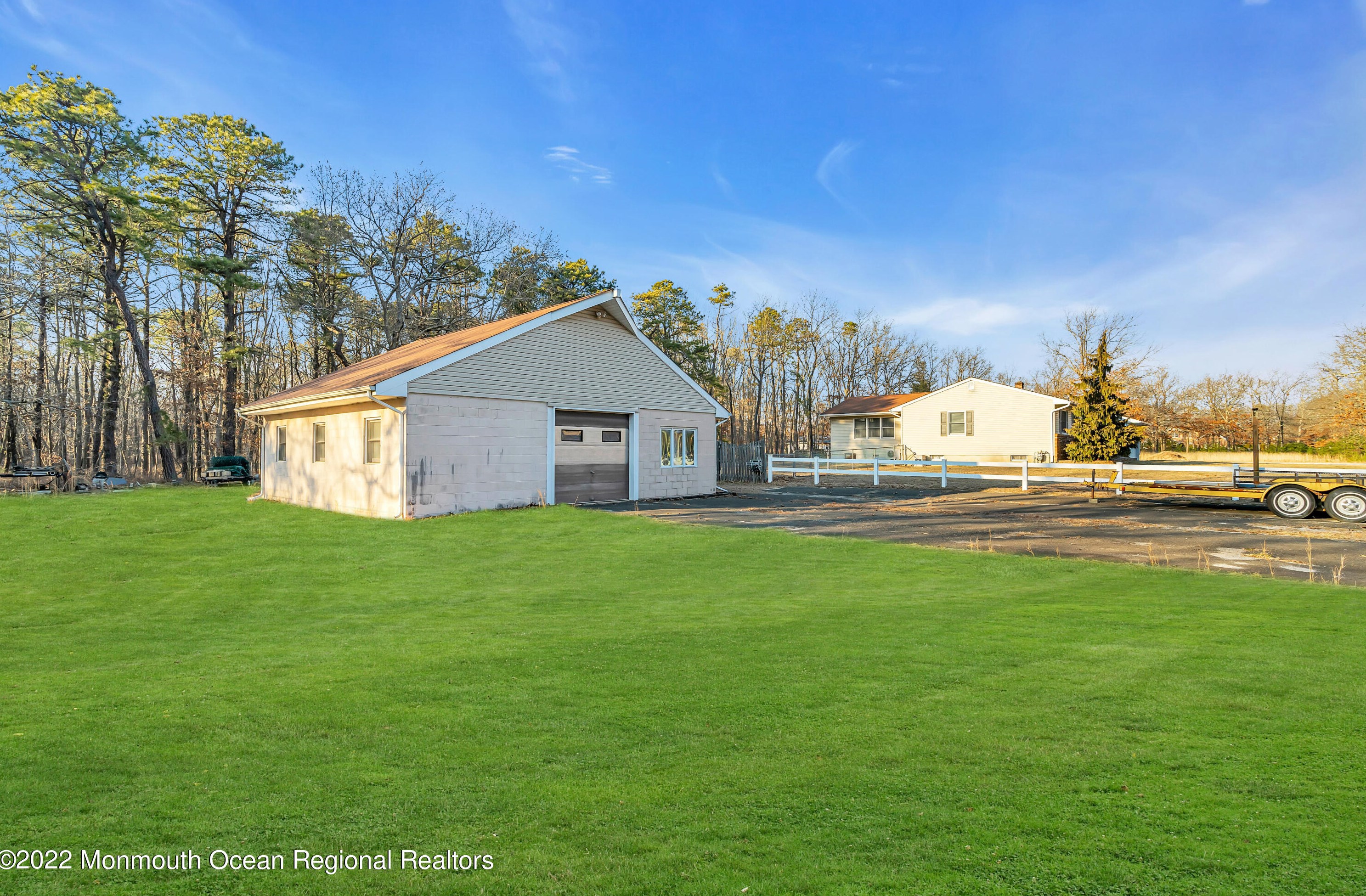 219 Manchester Ave, Toms River NJ exterior