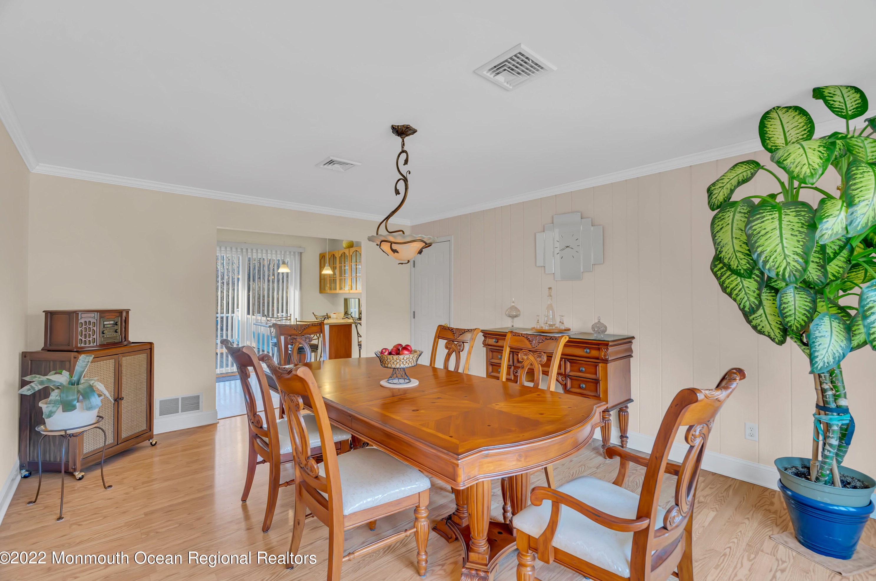 219 Manchester Ave, Toms River NJ exterior