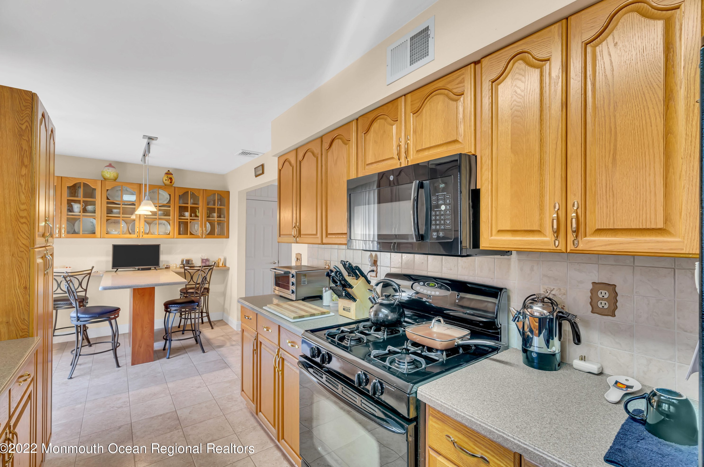 219 Manchester Ave, Toms River NJ exterior