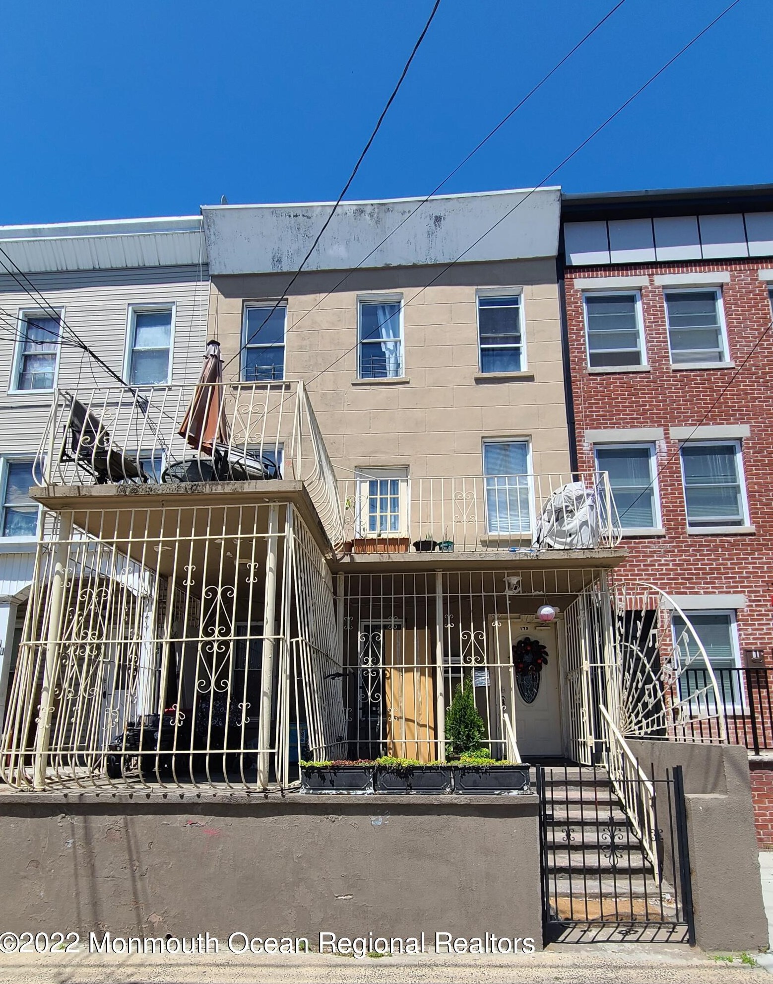 173 Van Horne St, Jersey City, NJ 07304-3319