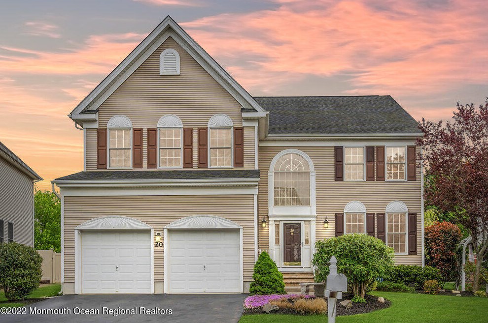 20 Springhouse Cir, Millstone Township, NJ 07726-4123