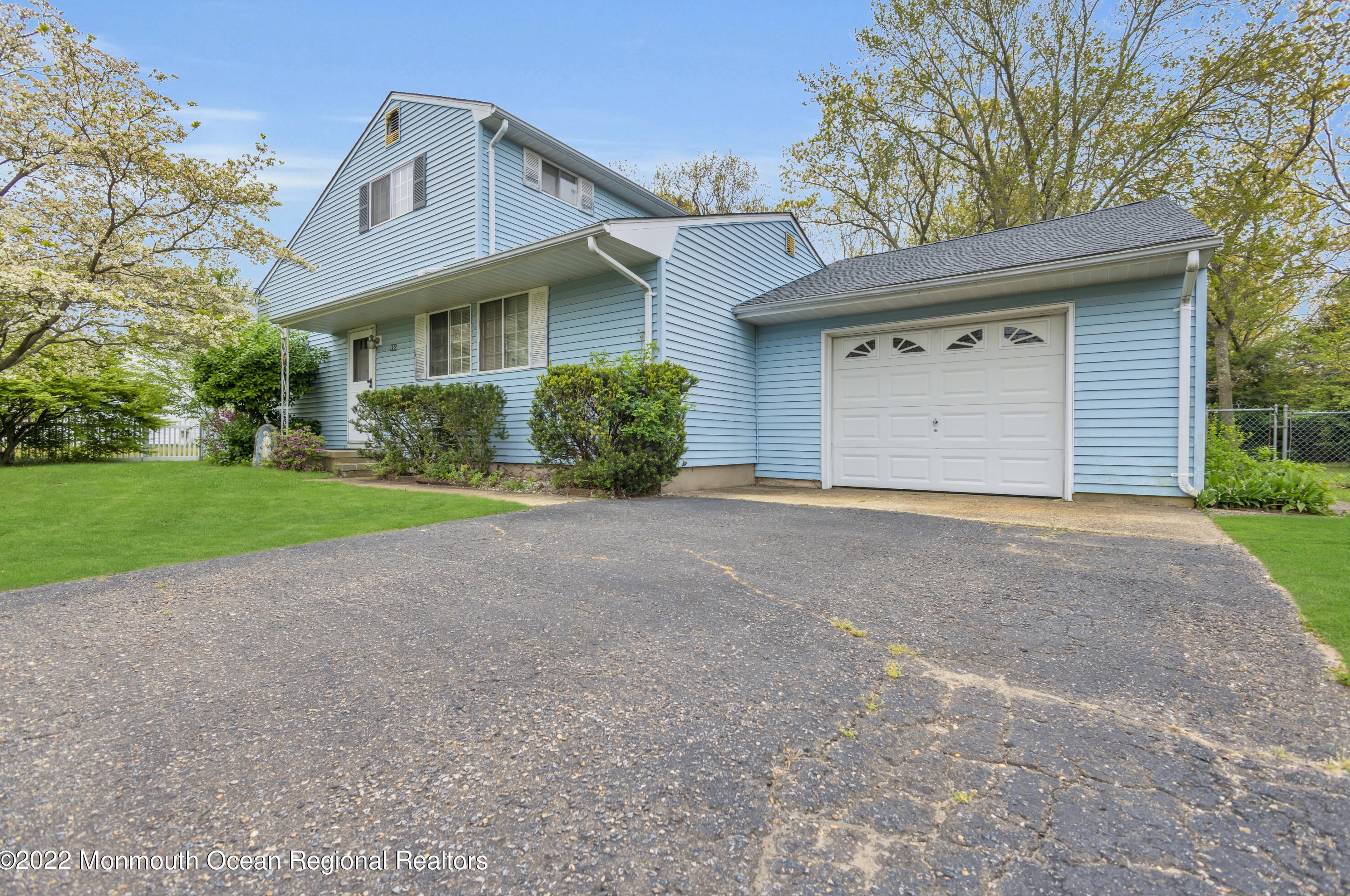 32 Lockwood Ave, Wall Township, NJ 07731-2714