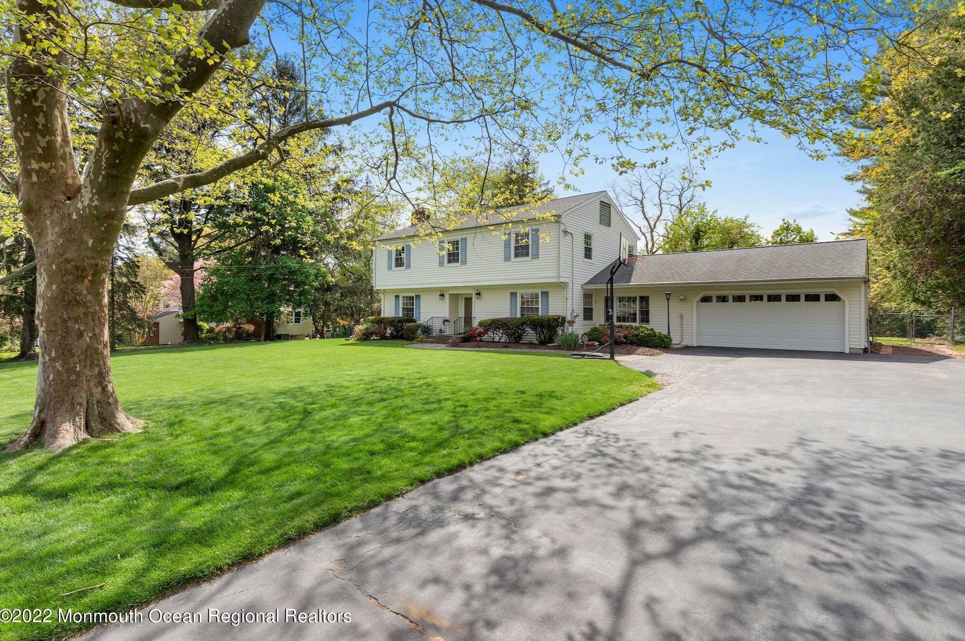65 Pelican Rd, Middletown, NJ 07748