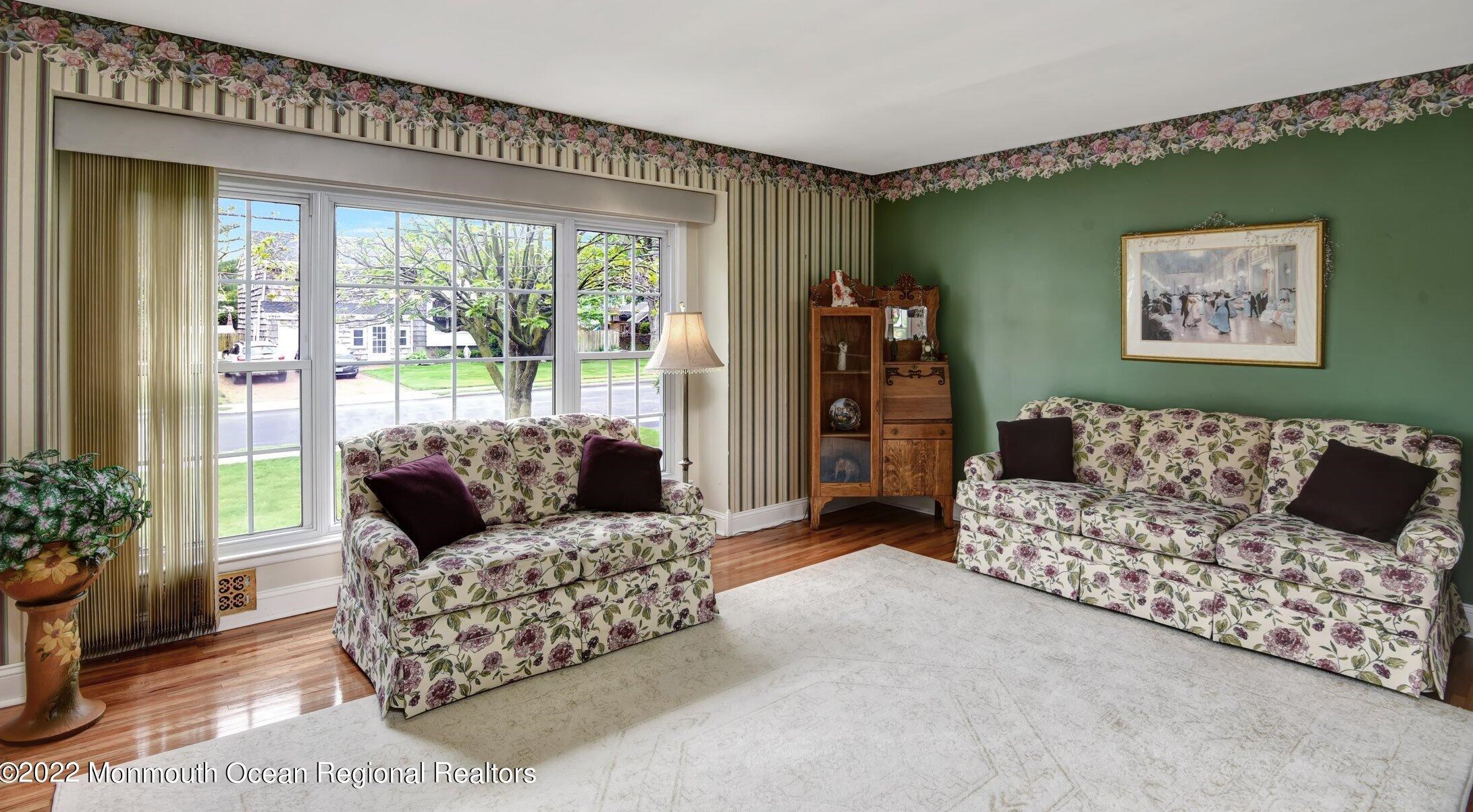 1207 Turf Dr, Oceanport NJ 07757-1026 exterior