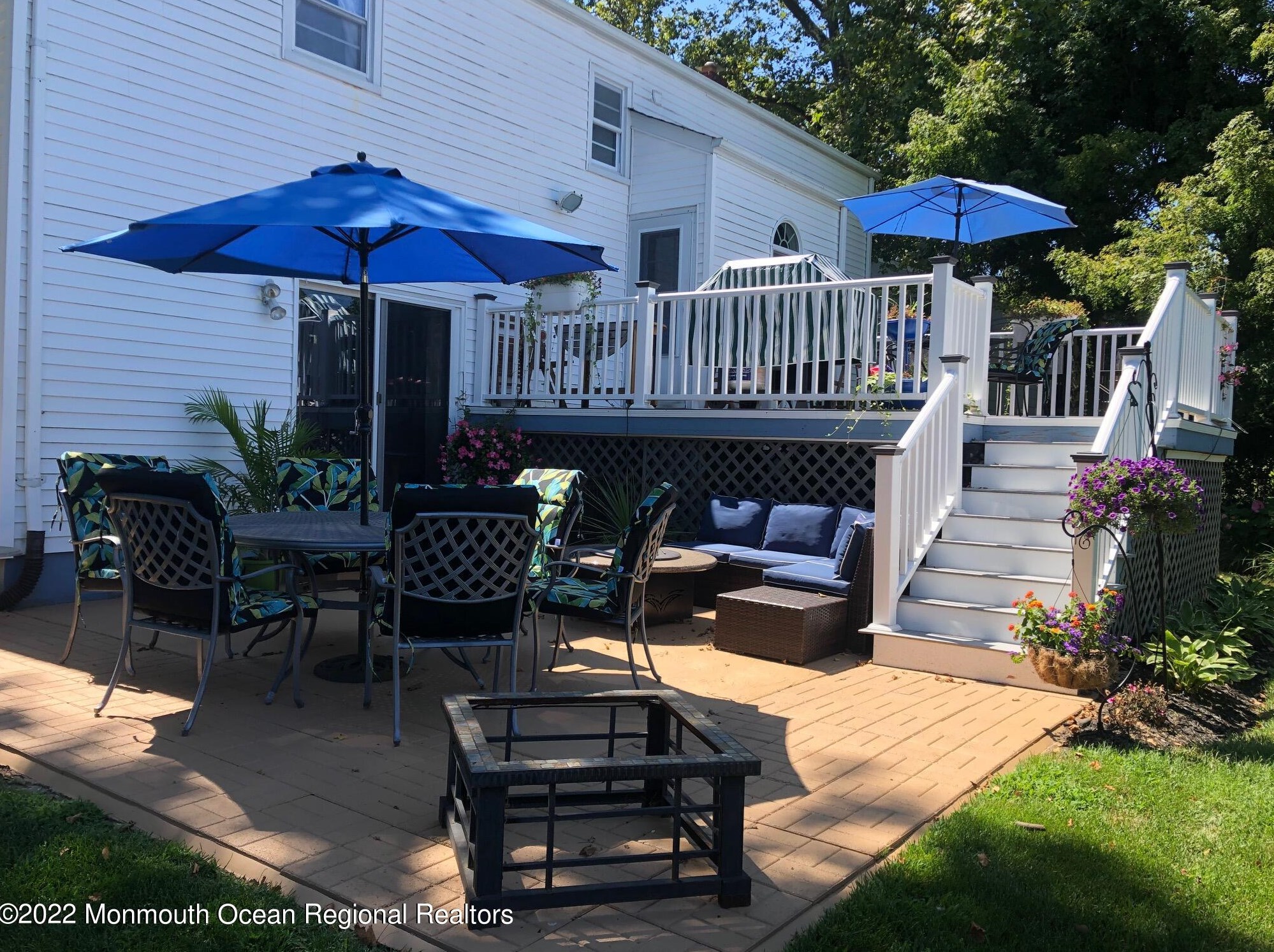 1207 Turf Dr, Oceanport NJ 07757-1026 exterior