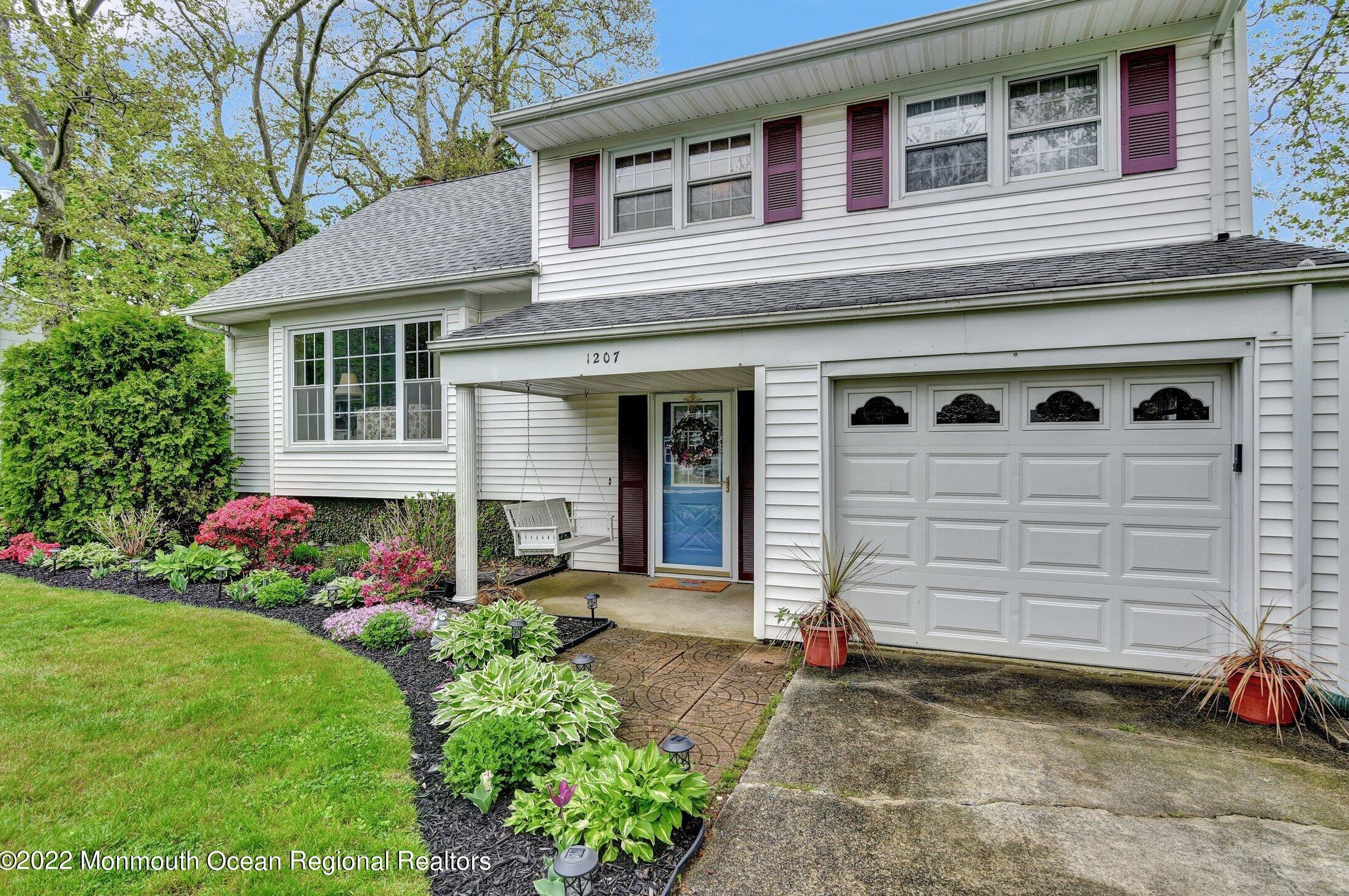 1207 Turf Dr, Oceanport NJ 07757-1026 exterior