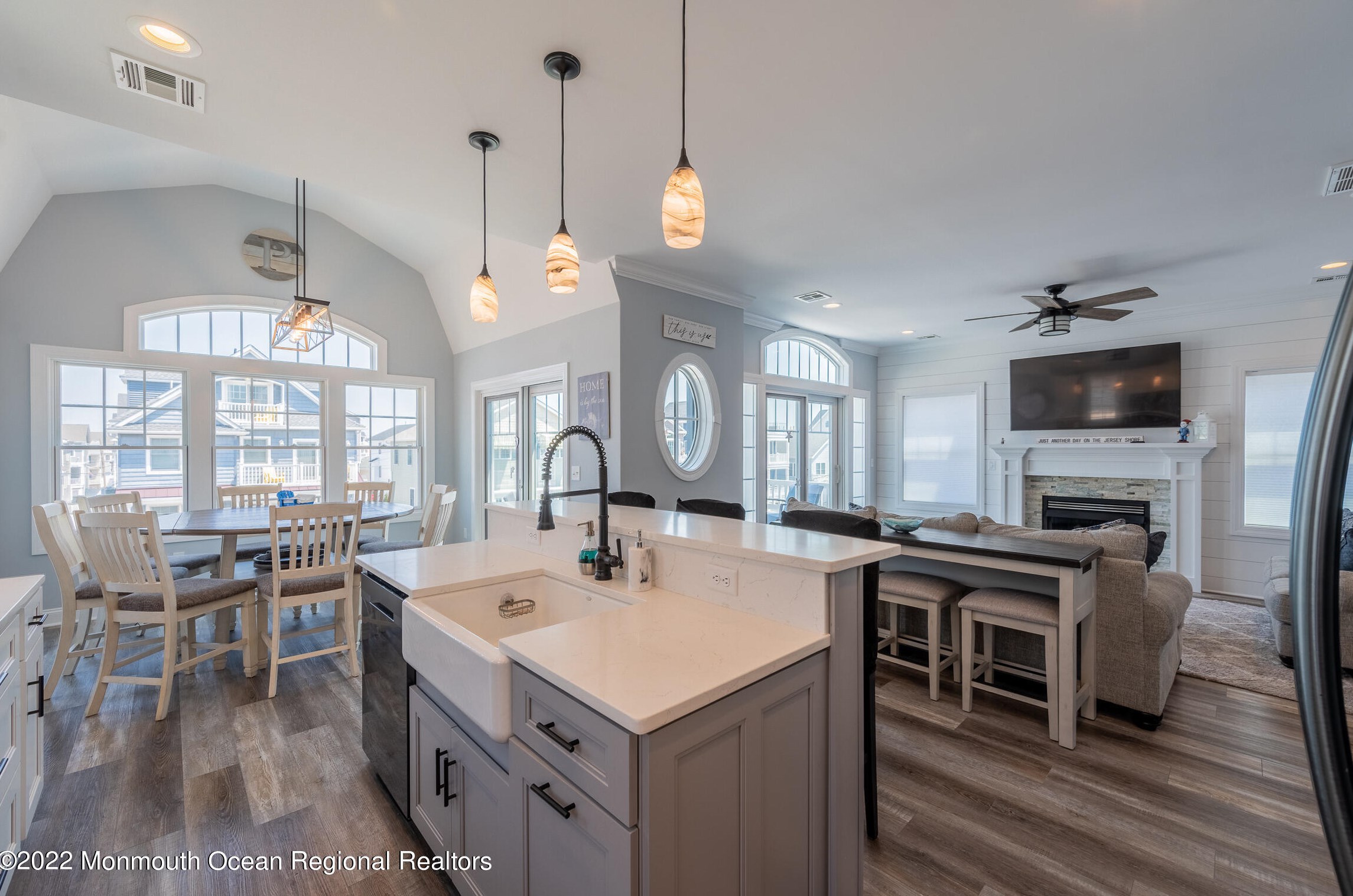29 Fielder Ave, Pelican Island, NJ 08751