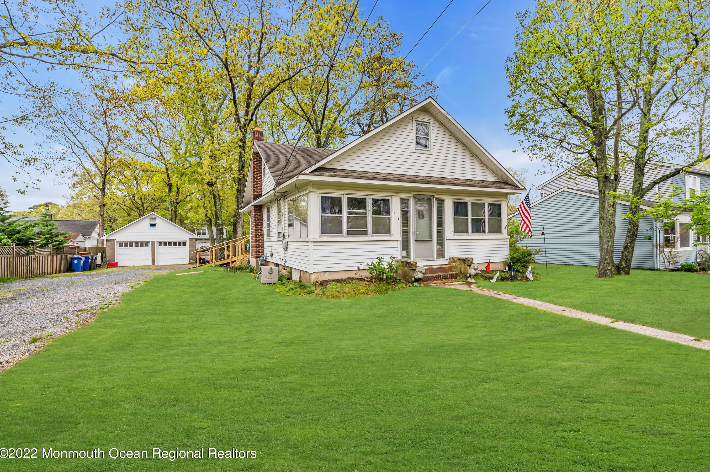 461 Drum Point Rd, Bricktown, NJ 08723