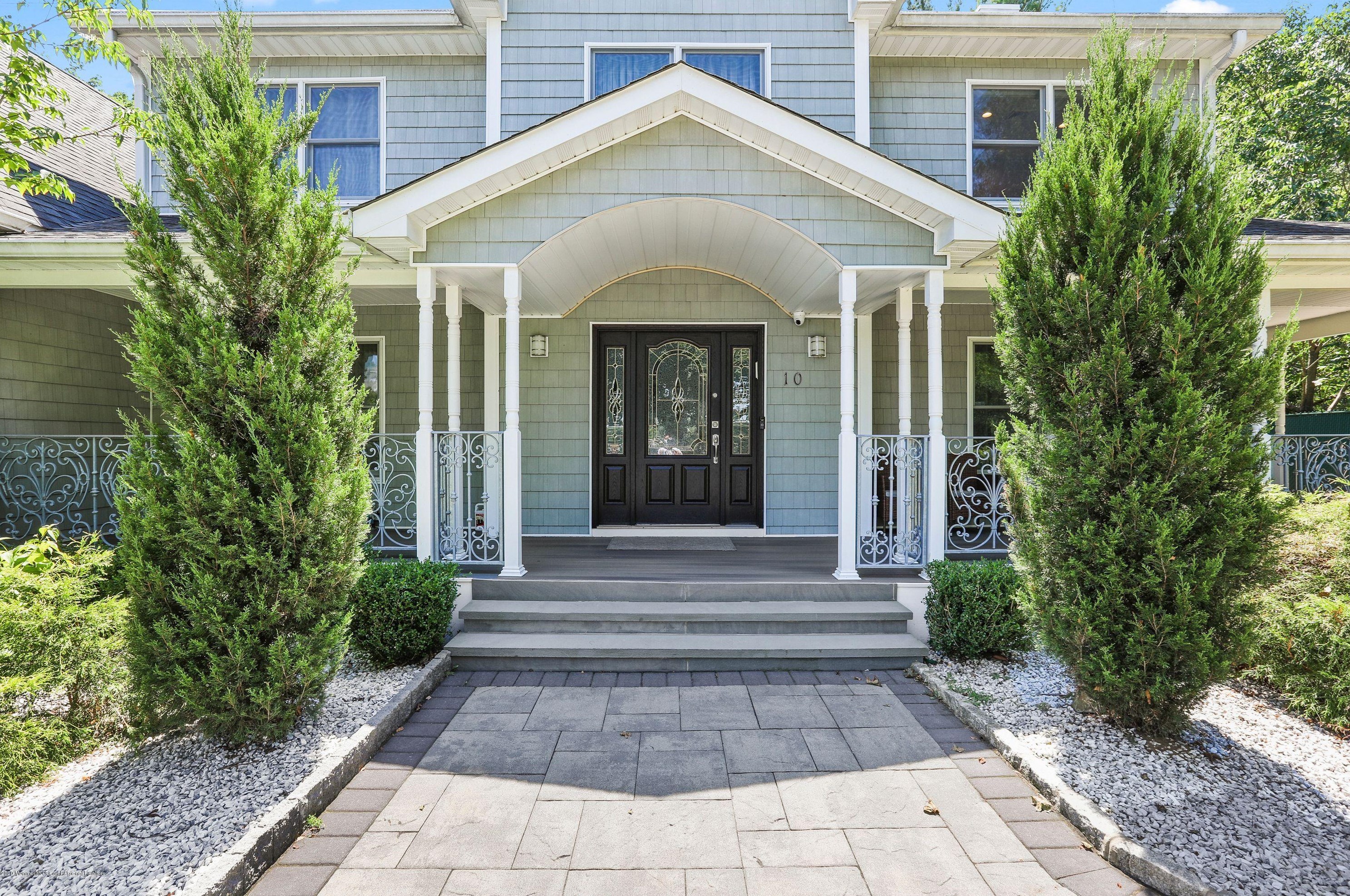 10 Wickatunk Rd, Millstone Township, NJ 07726-2720
