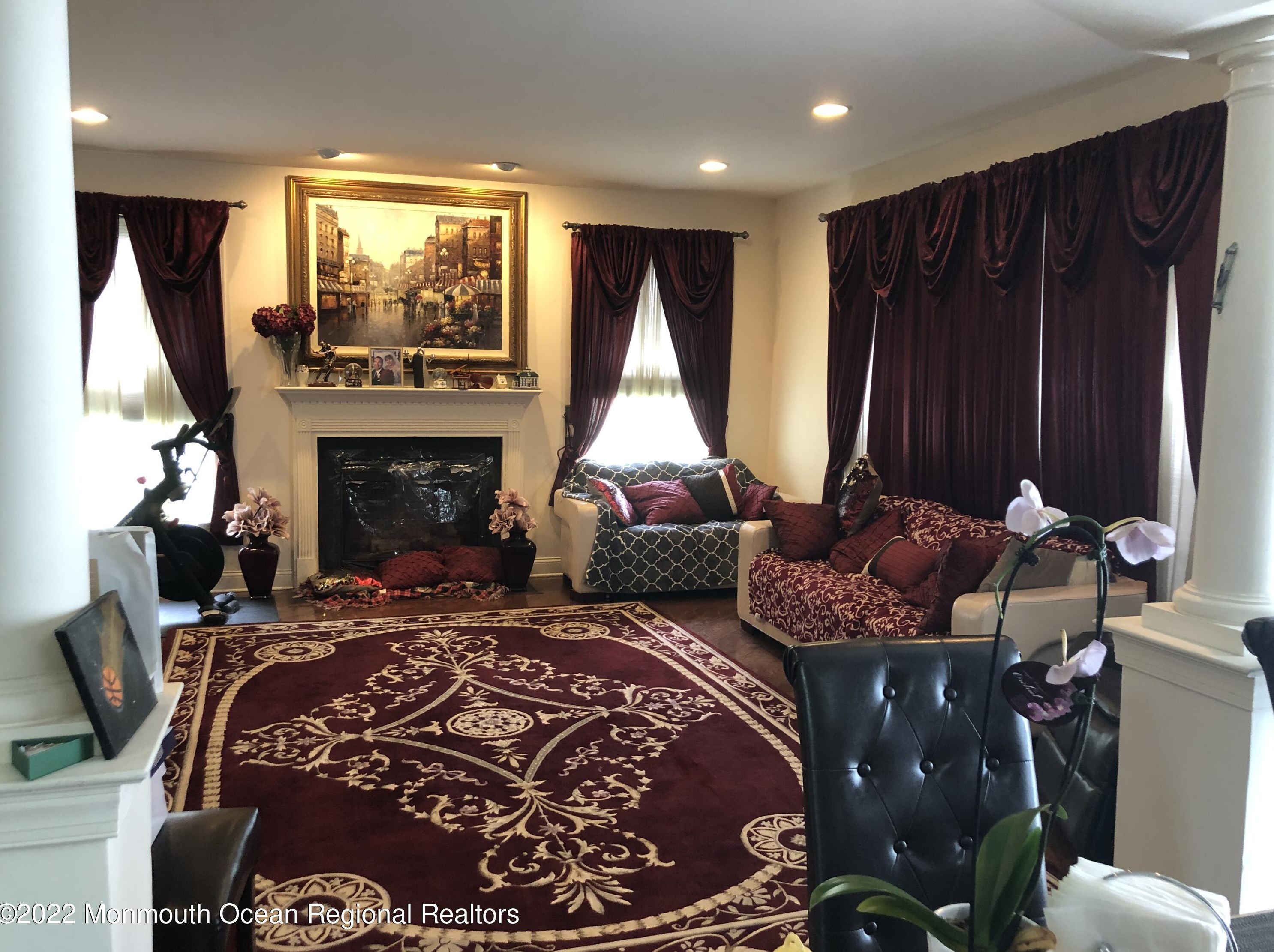 354 Old Deal Rd, Tinton Falls, NJ 07724