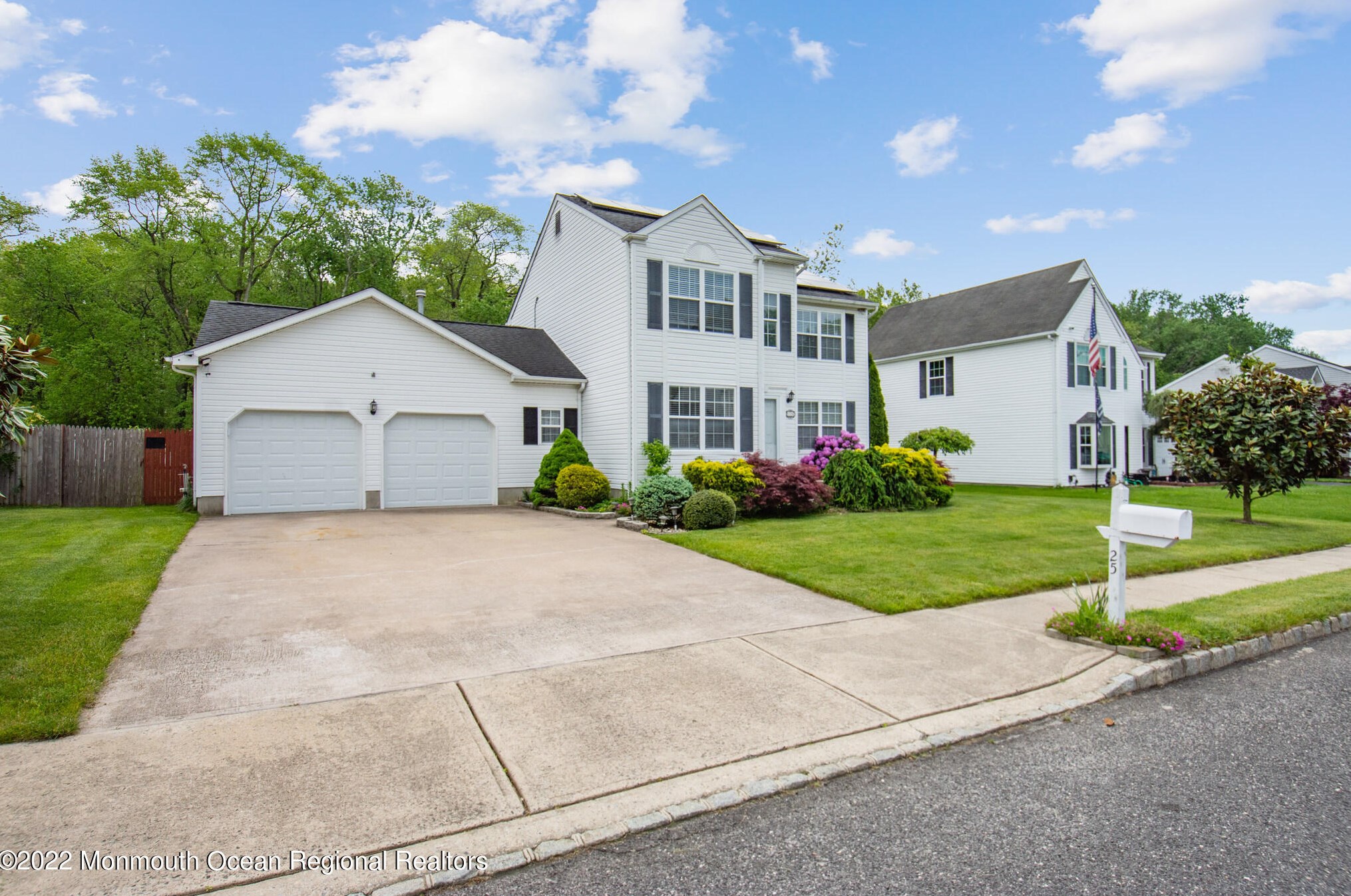 25 Sherrybrooke Dr, Wall Township, NJ 07731-3122