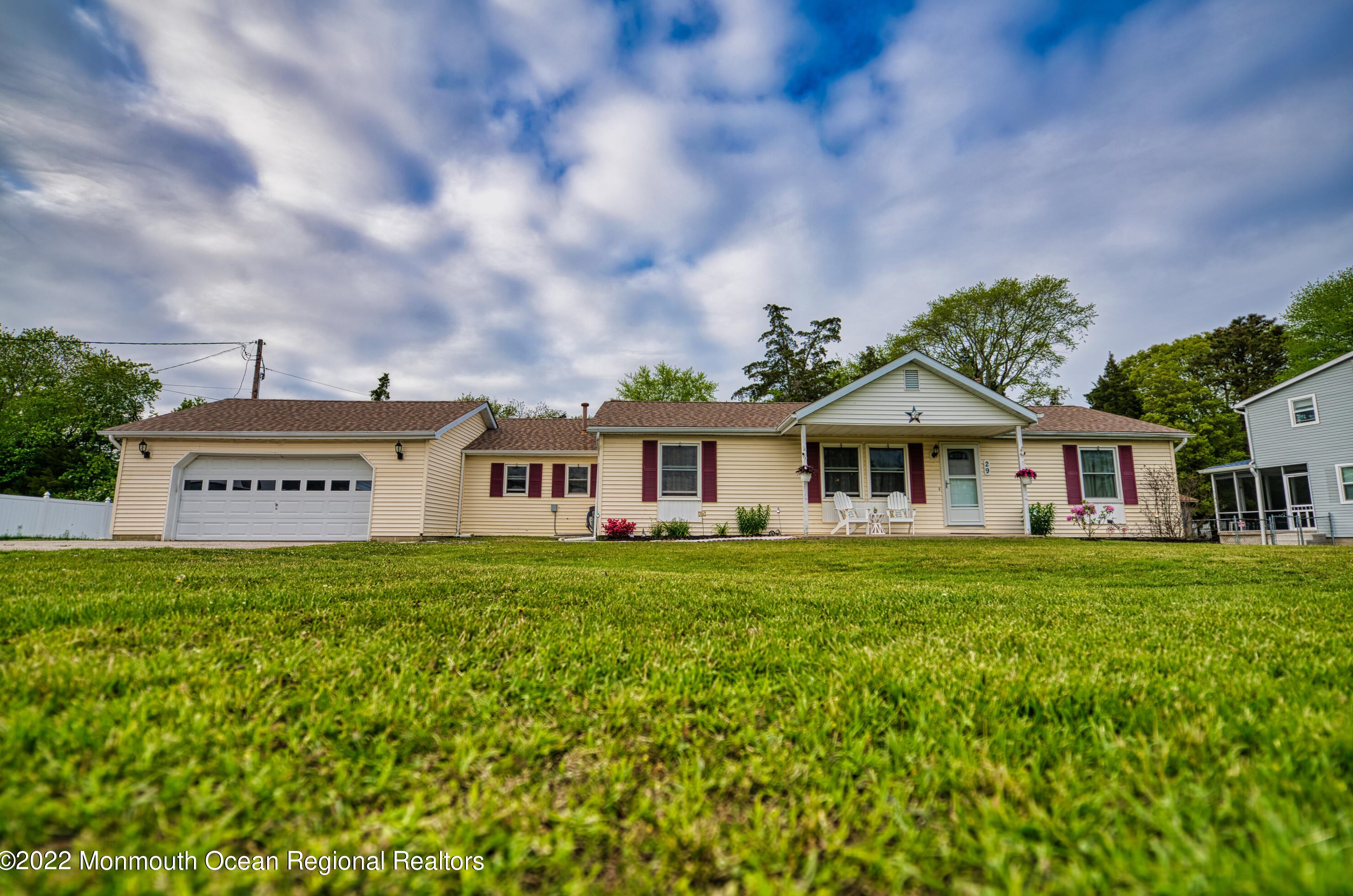 29 Atlantis Blvd, Tuckerton, NJ 08087-1920
