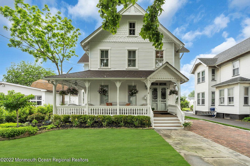 21 Pearce Ave, Wall Township, NJ 08736