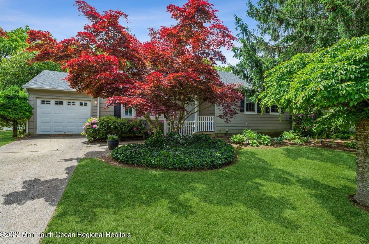 338 Ashford Rd, Toms River, NJ 08755-3239