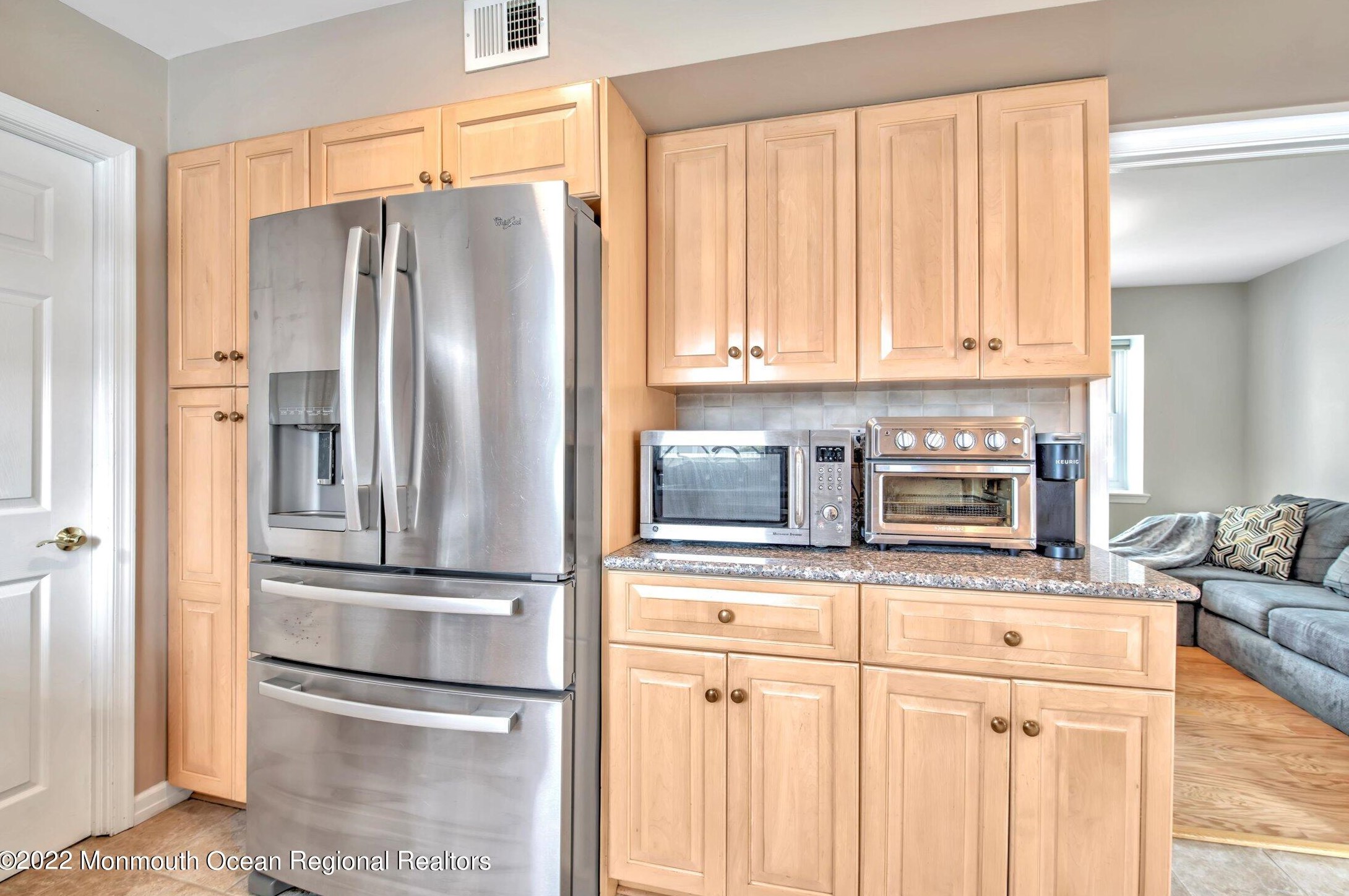 13 Idaho Ln, Matawan NJ 07747-1530 exterior