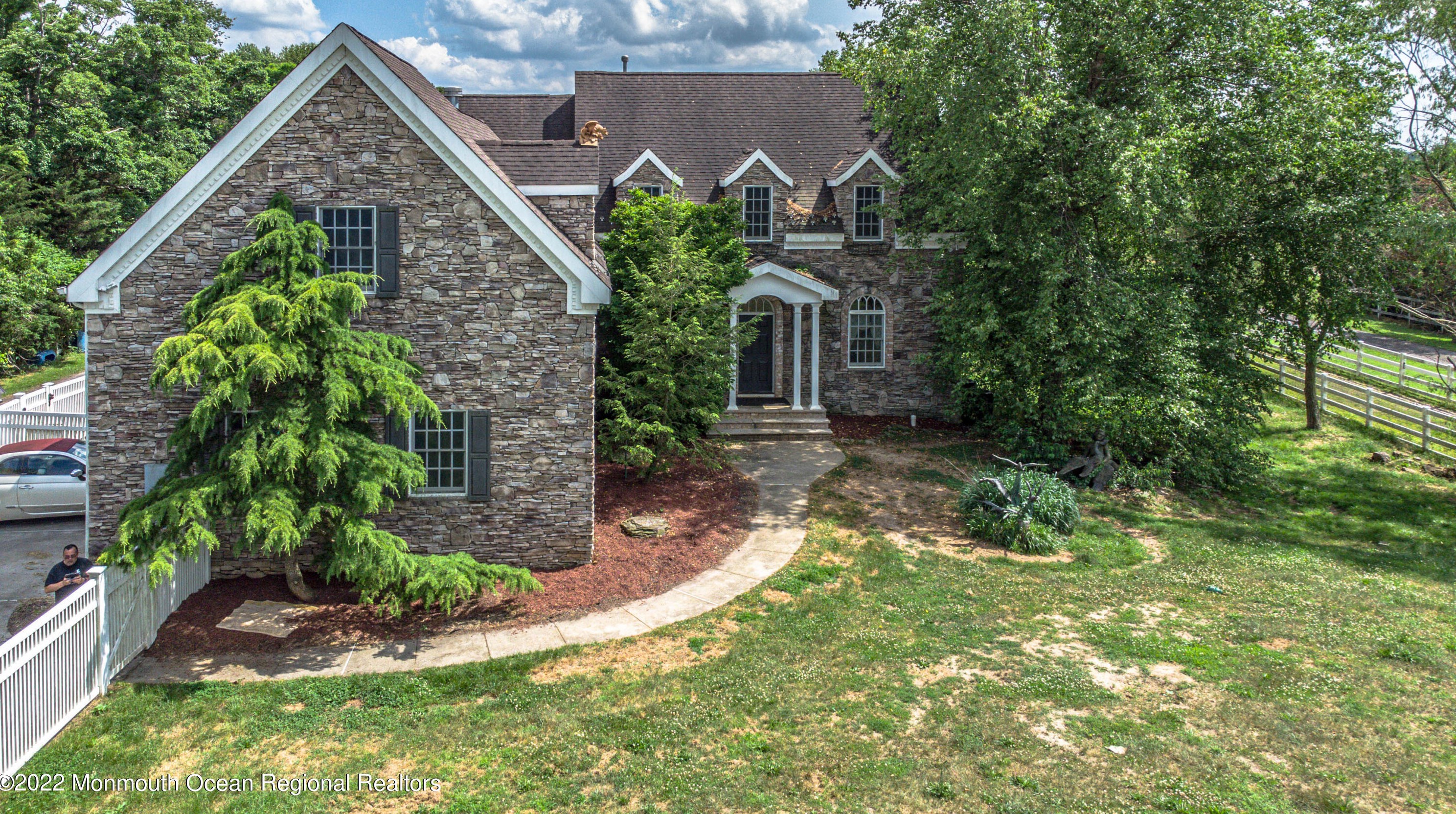 132 Millstream Road W, Upper Freehold Township, NJ 08514