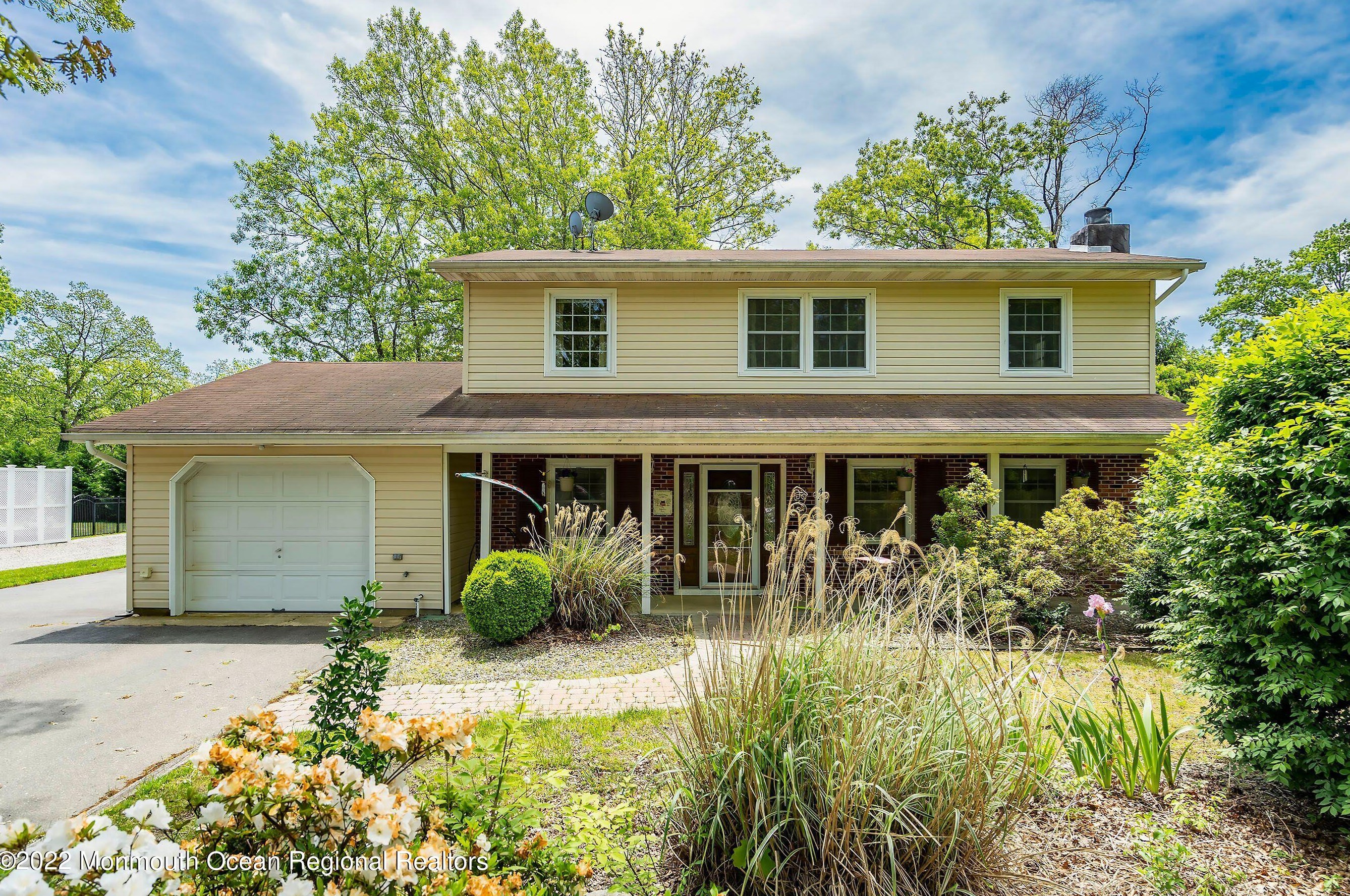 441 Steuben Ave, Lacey, NJ 08731