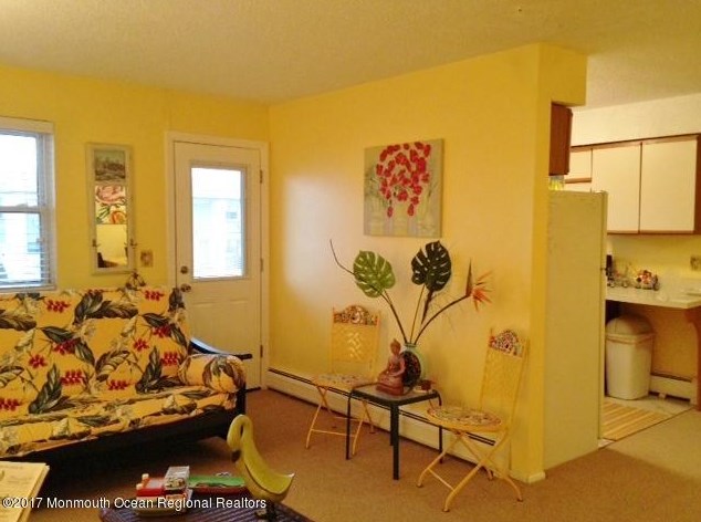92 Wharfside Dr, Monmouth Beach, NJ 07750